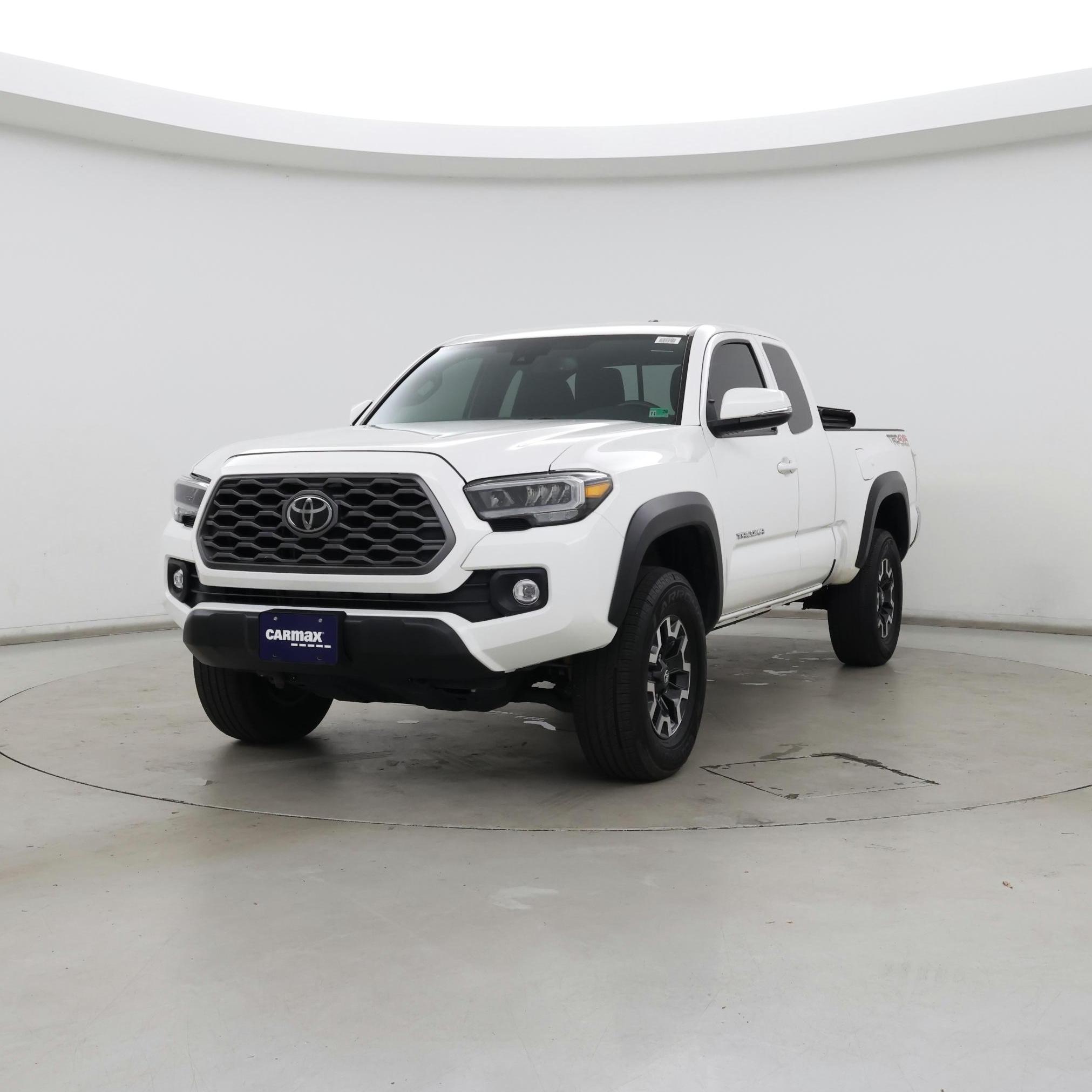 Thumbnail: 2023 Toyota Tacoma - 4