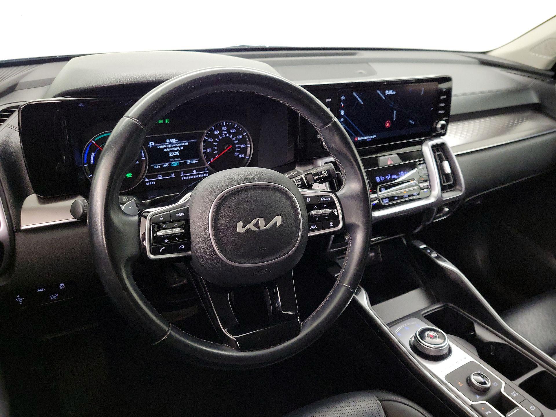 Thumbnail: 2023 Kia Sorento - 9