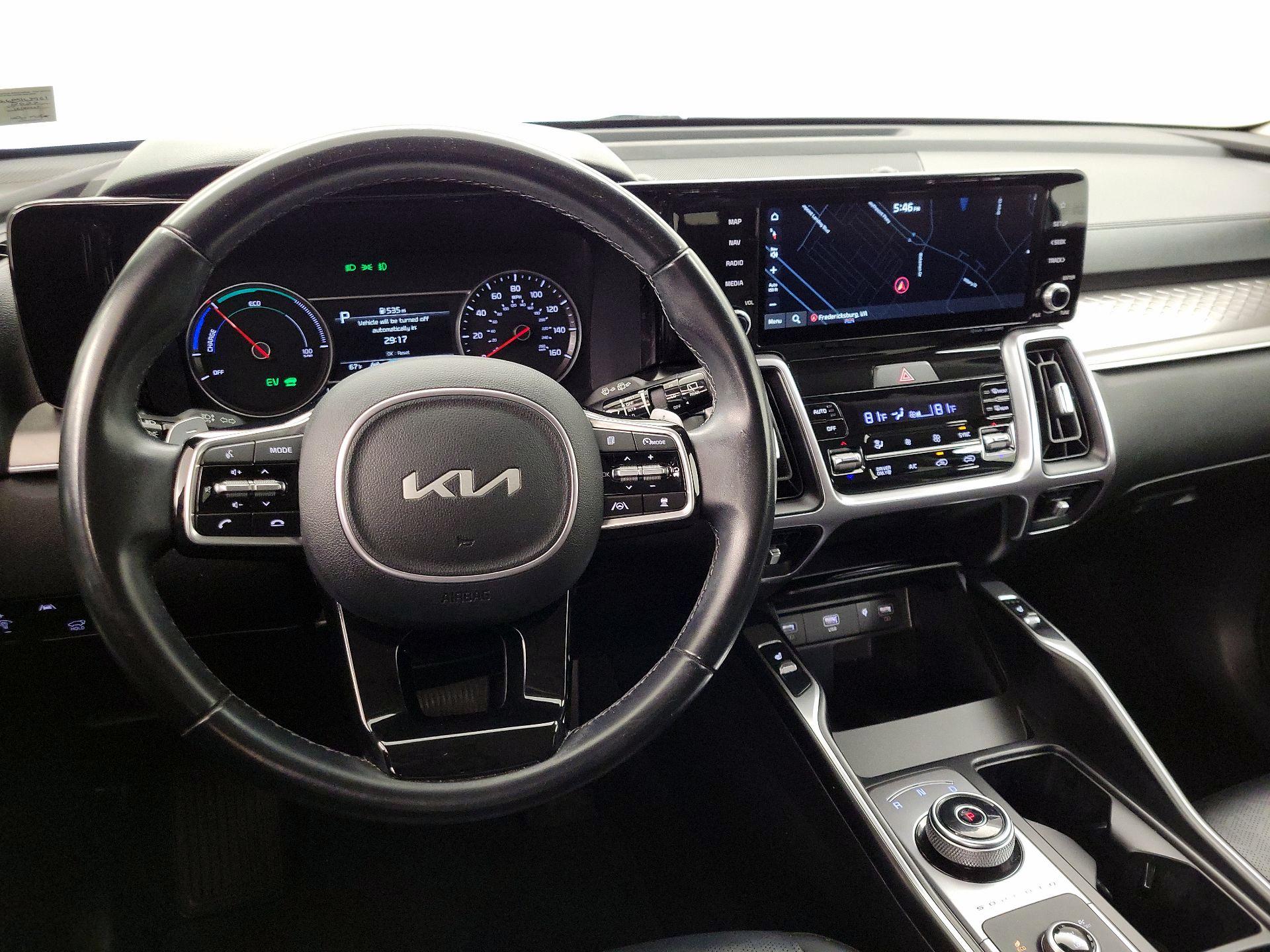 Thumbnail: 2023 Kia Sorento - 10