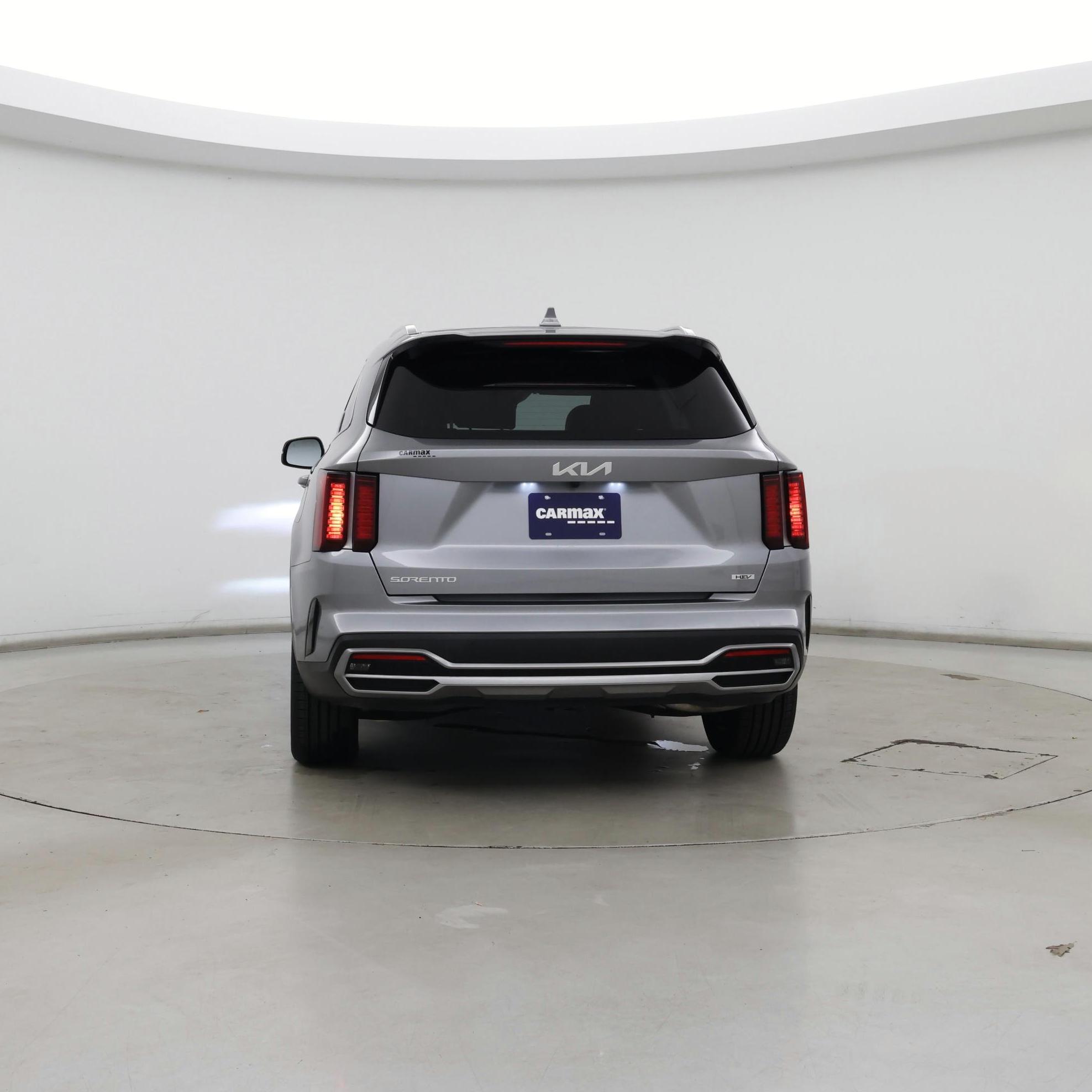 Thumbnail: 2023 Kia Sorento - 6
