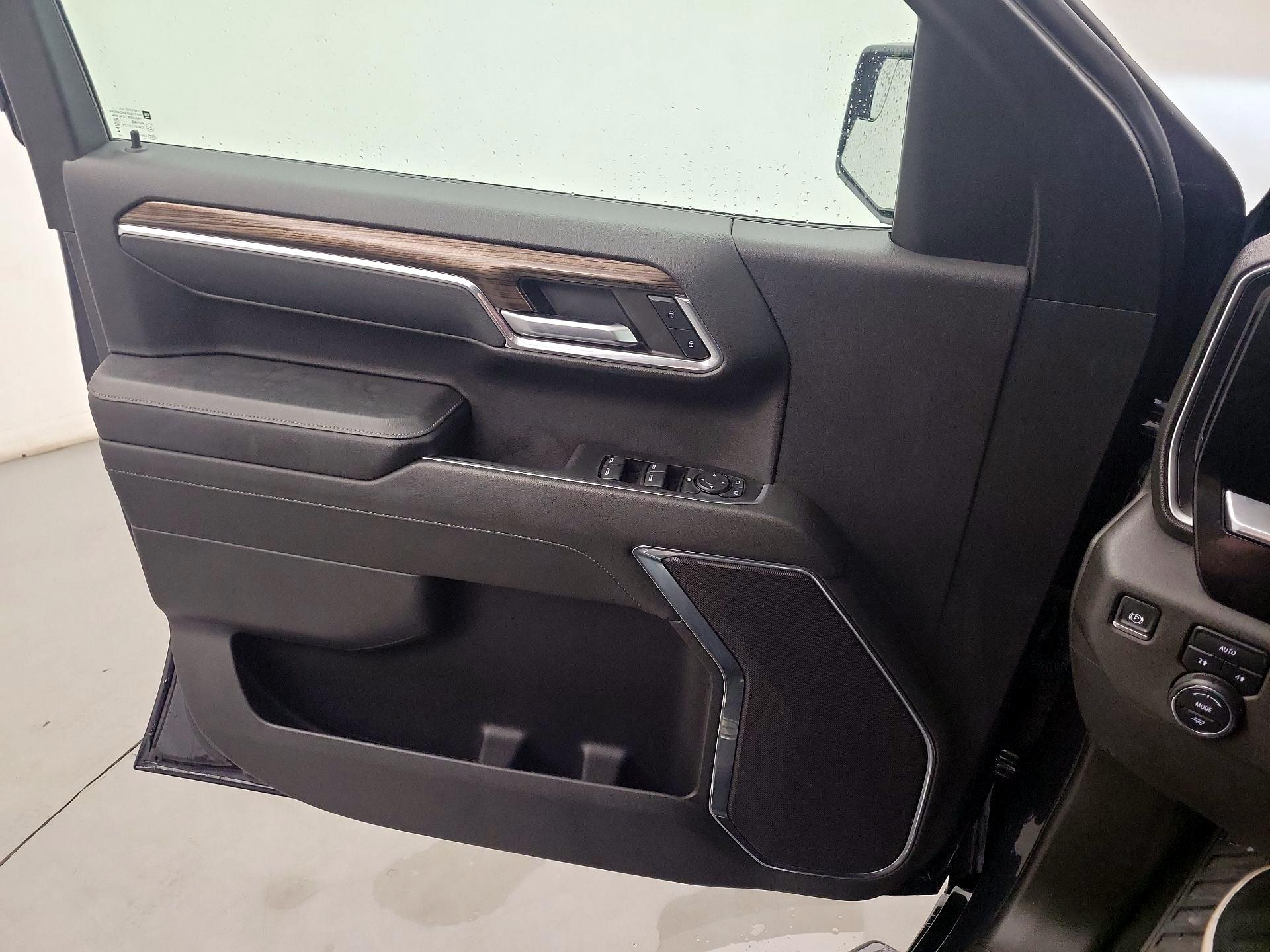 Thumbnail: 2024 Chevrolet Silverado 1500 - 10