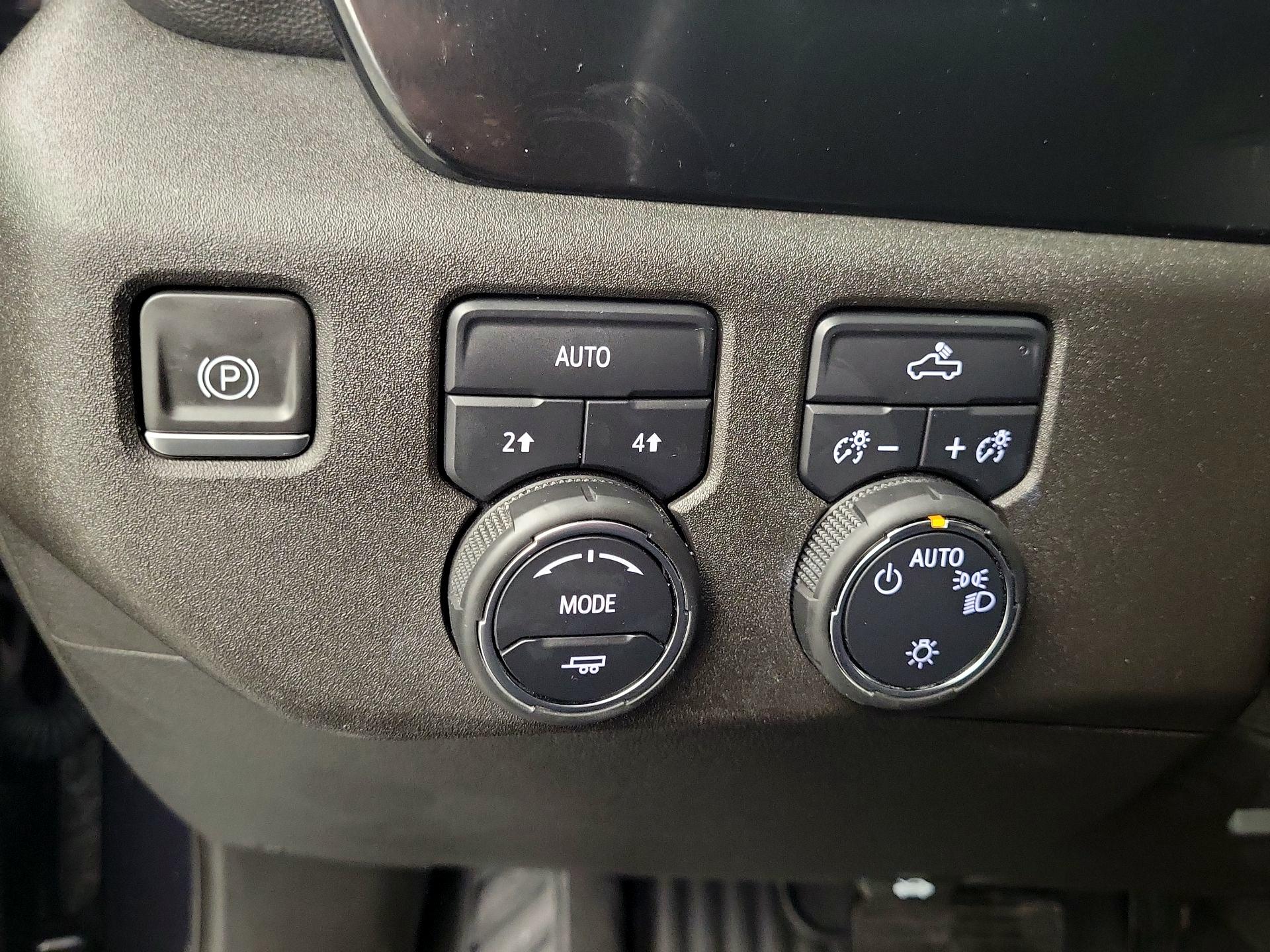 Thumbnail: 2024 Chevrolet Silverado 1500 - 11