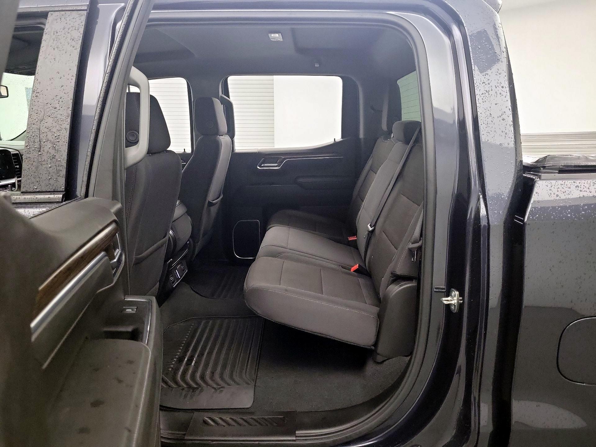 Thumbnail: 2024 Chevrolet Silverado 1500 - 17