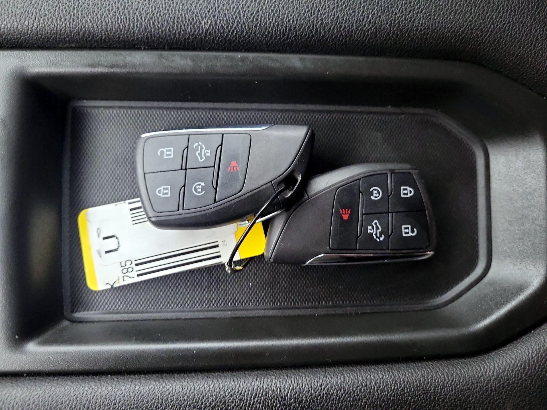 Thumbnail: 2024 Chevrolet Silverado 1500 - 20