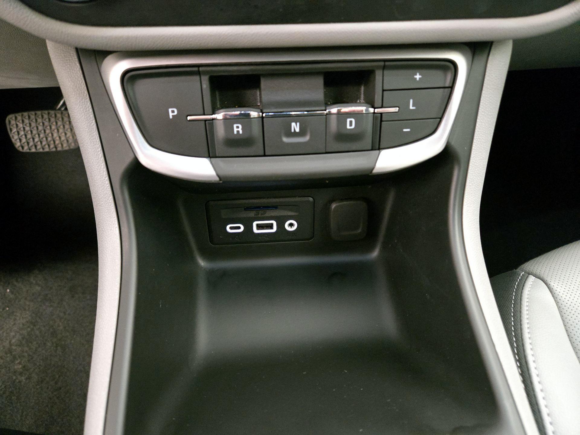 Thumbnail: 2023 GMC Terrain - 17