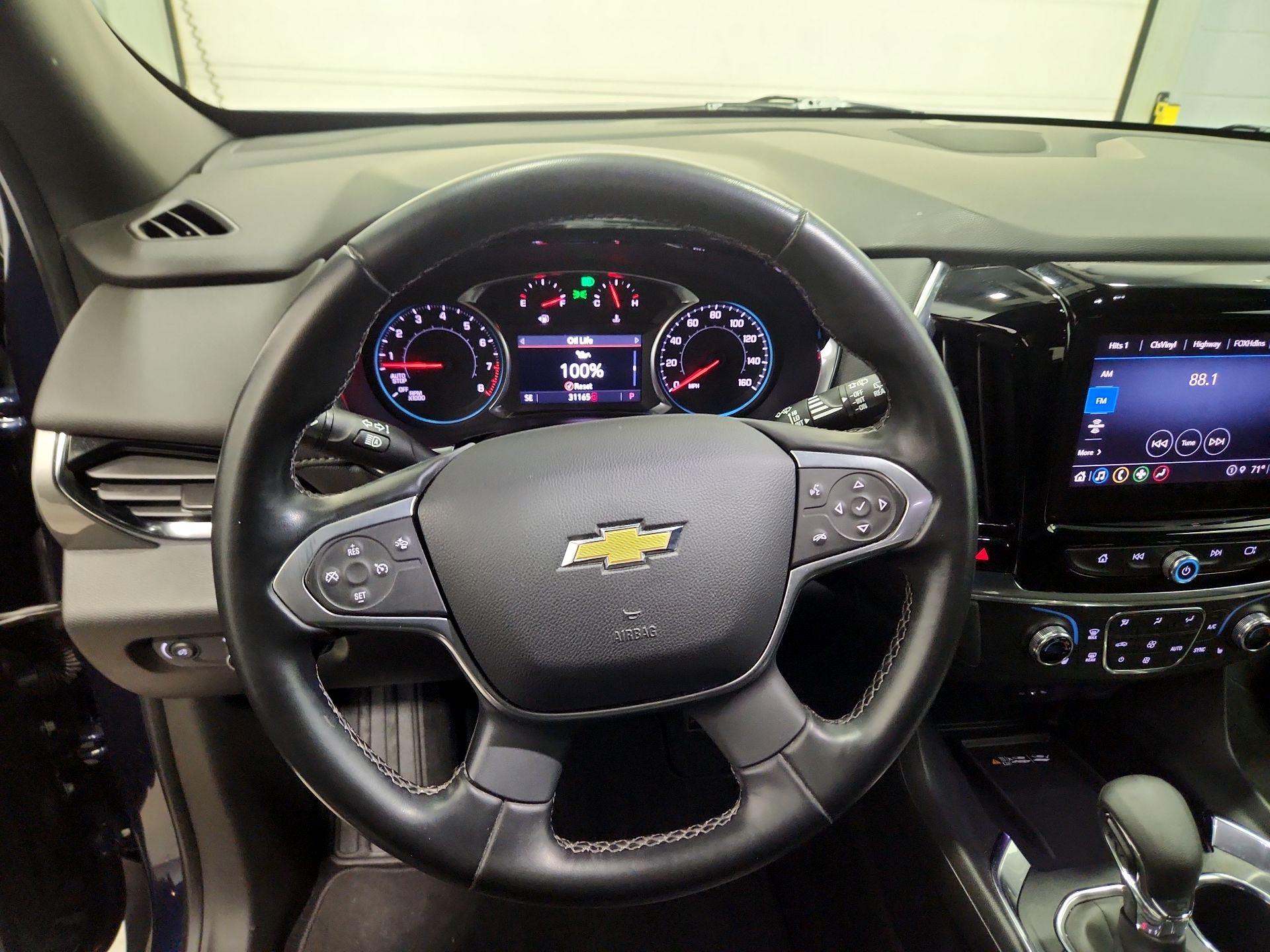 Thumbnail: 2023 Chevrolet Traverse - 10