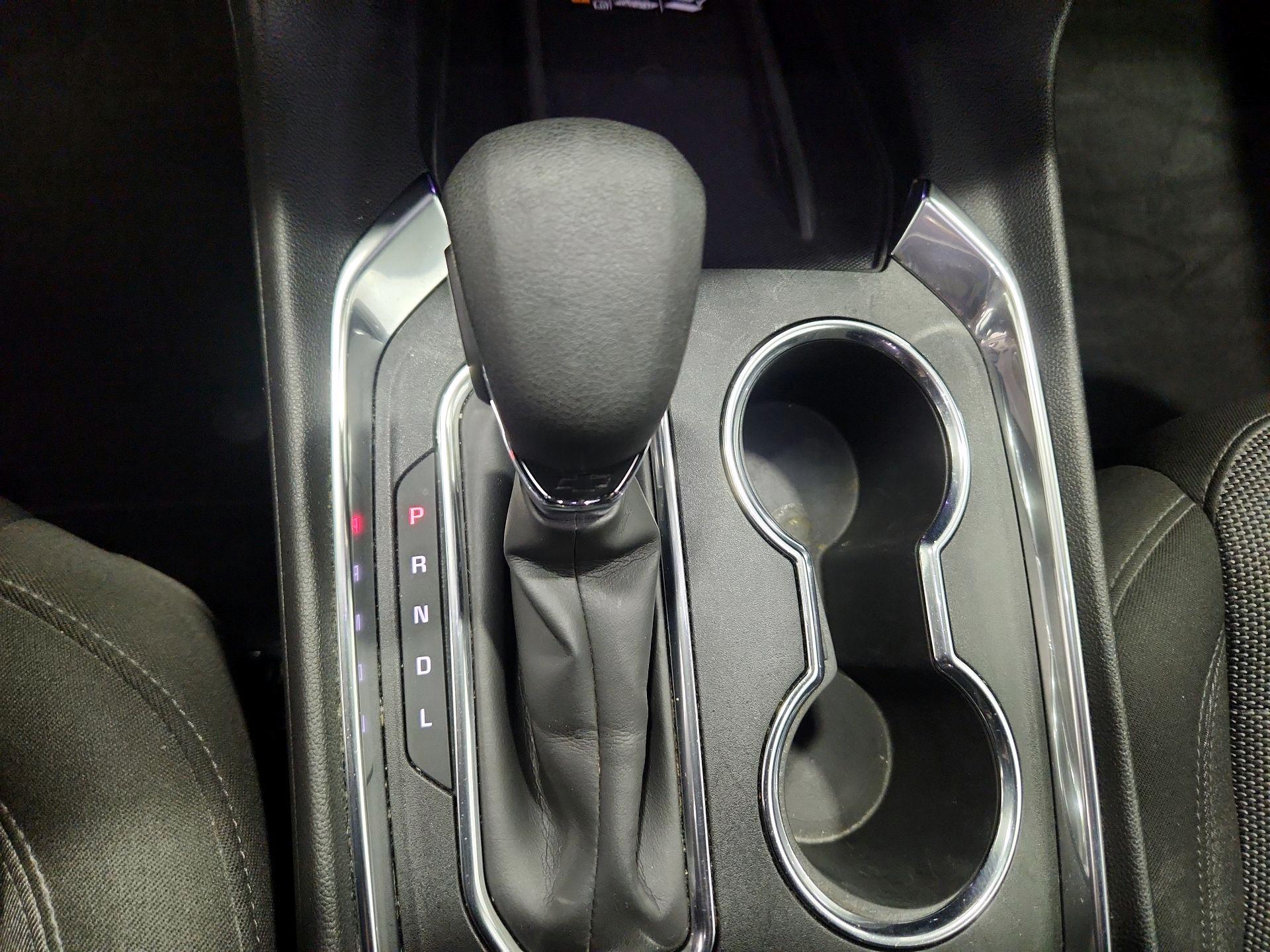 Thumbnail: 2023 Chevrolet Traverse - 17