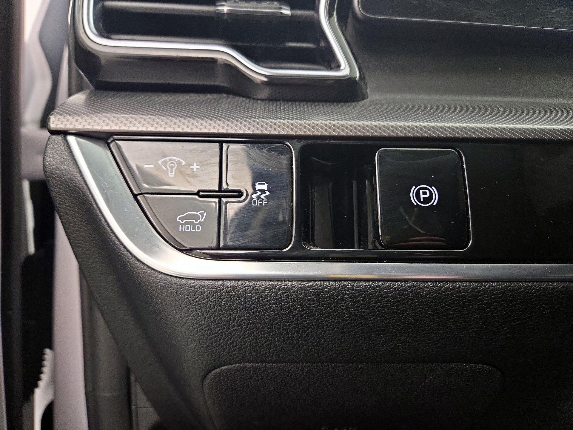 Thumbnail: 2023 Kia Sportage - 13