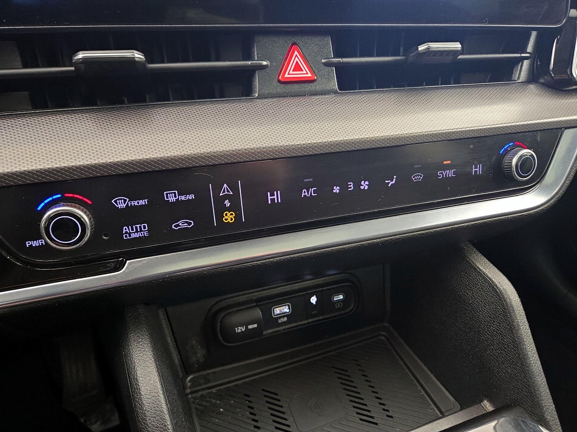 Thumbnail: 2023 Kia Sportage - 17