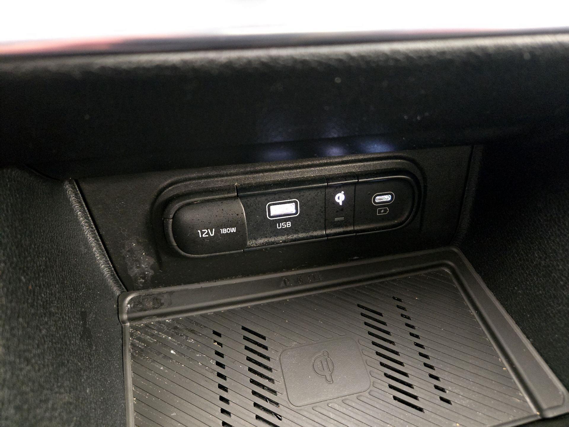 Thumbnail: 2023 Kia Sportage - 19