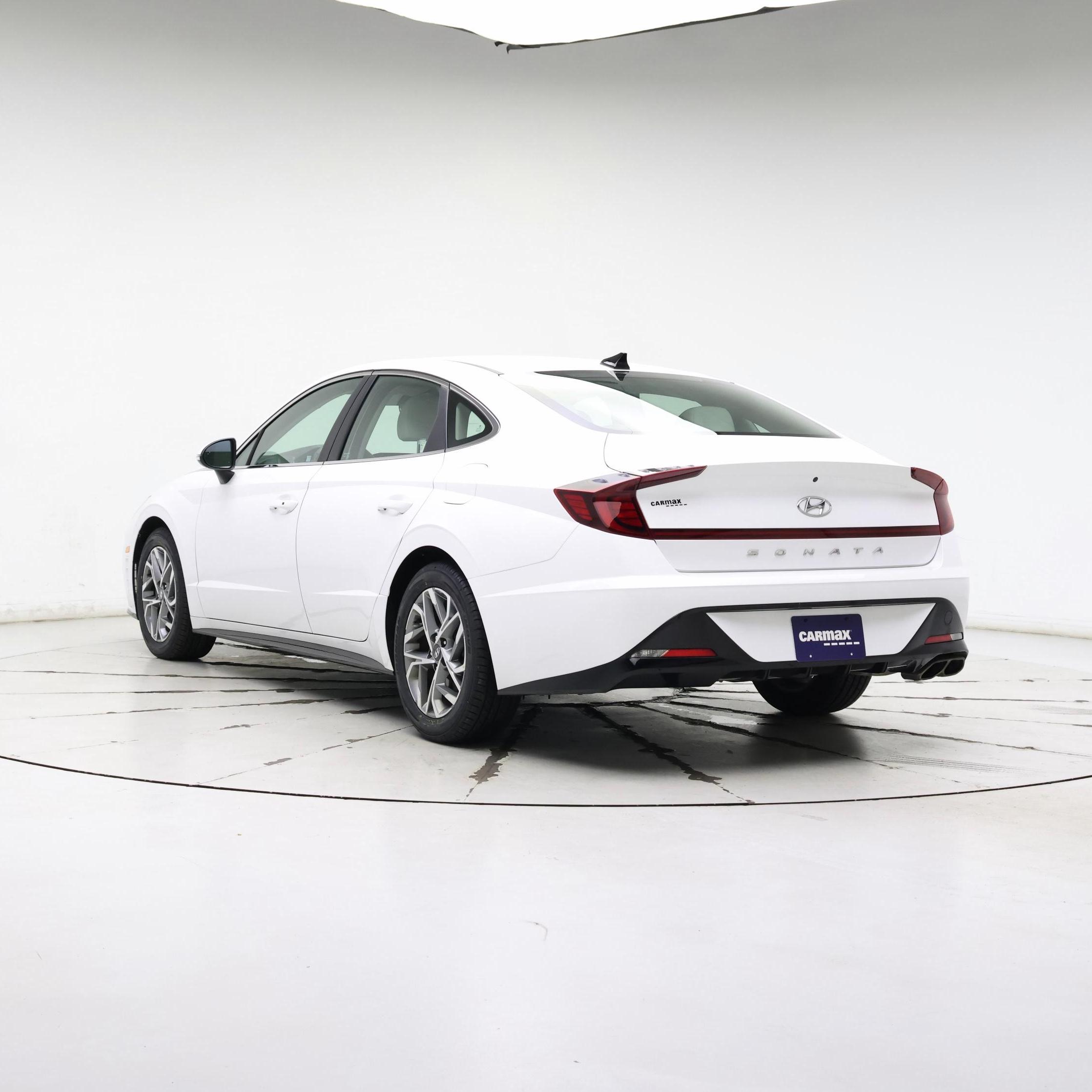 Thumbnail: 2023 Hyundai Sonata - 2