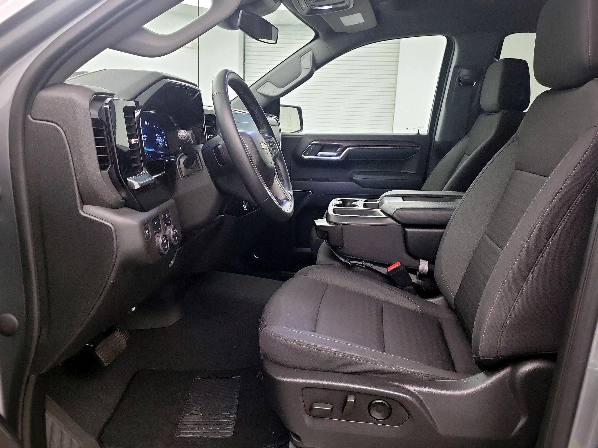 Thumbnail: 2023 Chevrolet Silverado 1500 - 9