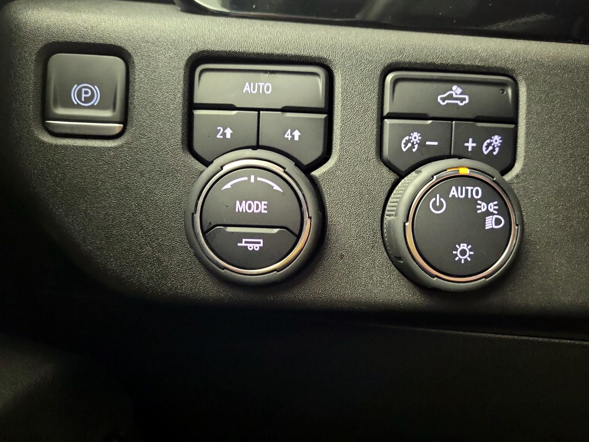 Thumbnail: 2023 Chevrolet Silverado 1500 - 11