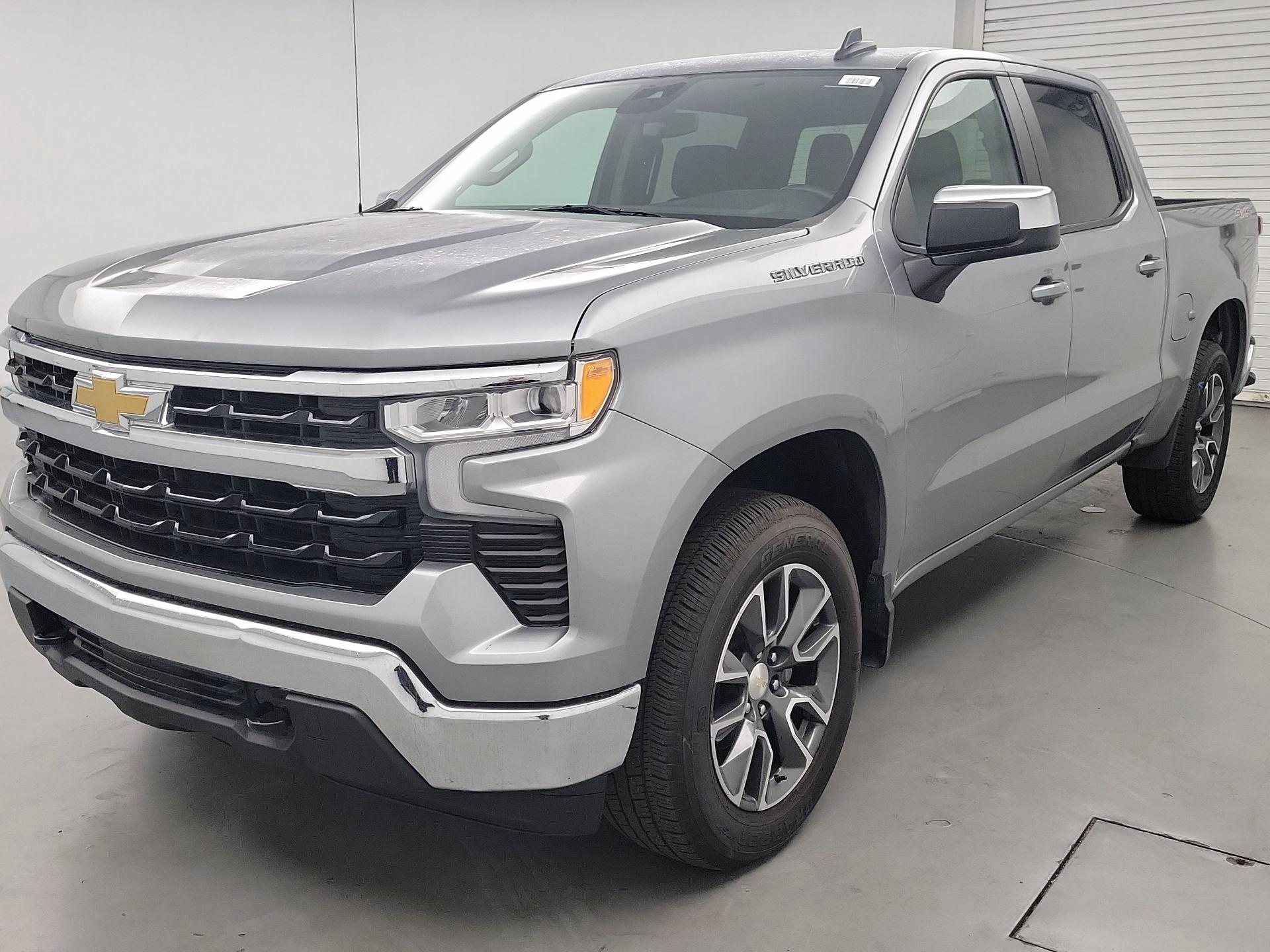 Thumbnail: 2023 Chevrolet Silverado 1500 - 3