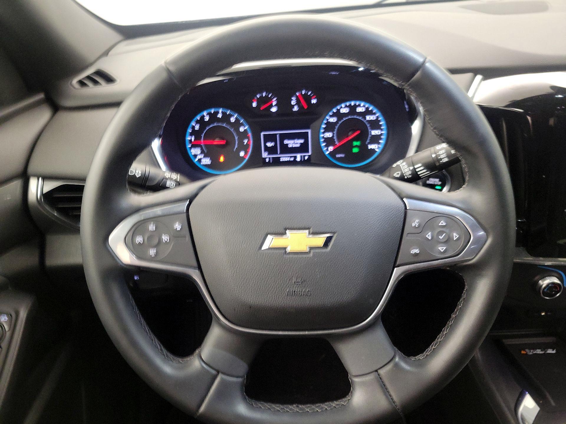 Thumbnail: 2023 Chevrolet Traverse - 10