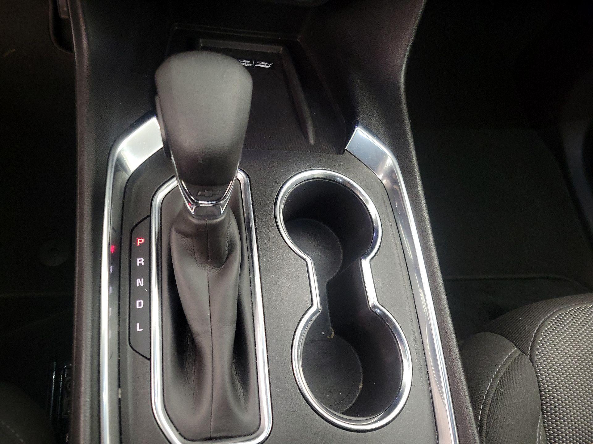 Thumbnail: 2023 Chevrolet Traverse - 17