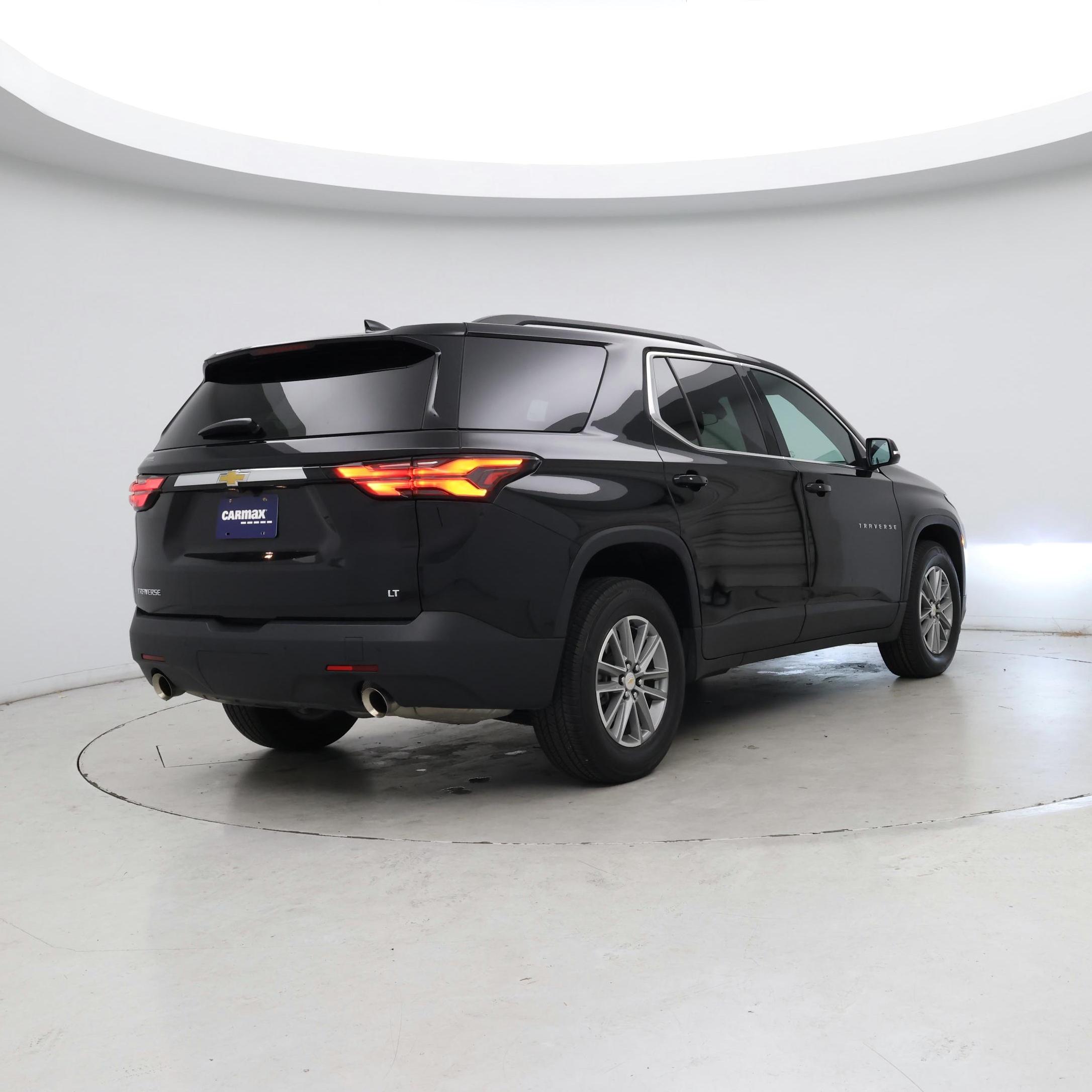Thumbnail: 2023 Chevrolet Traverse - 8