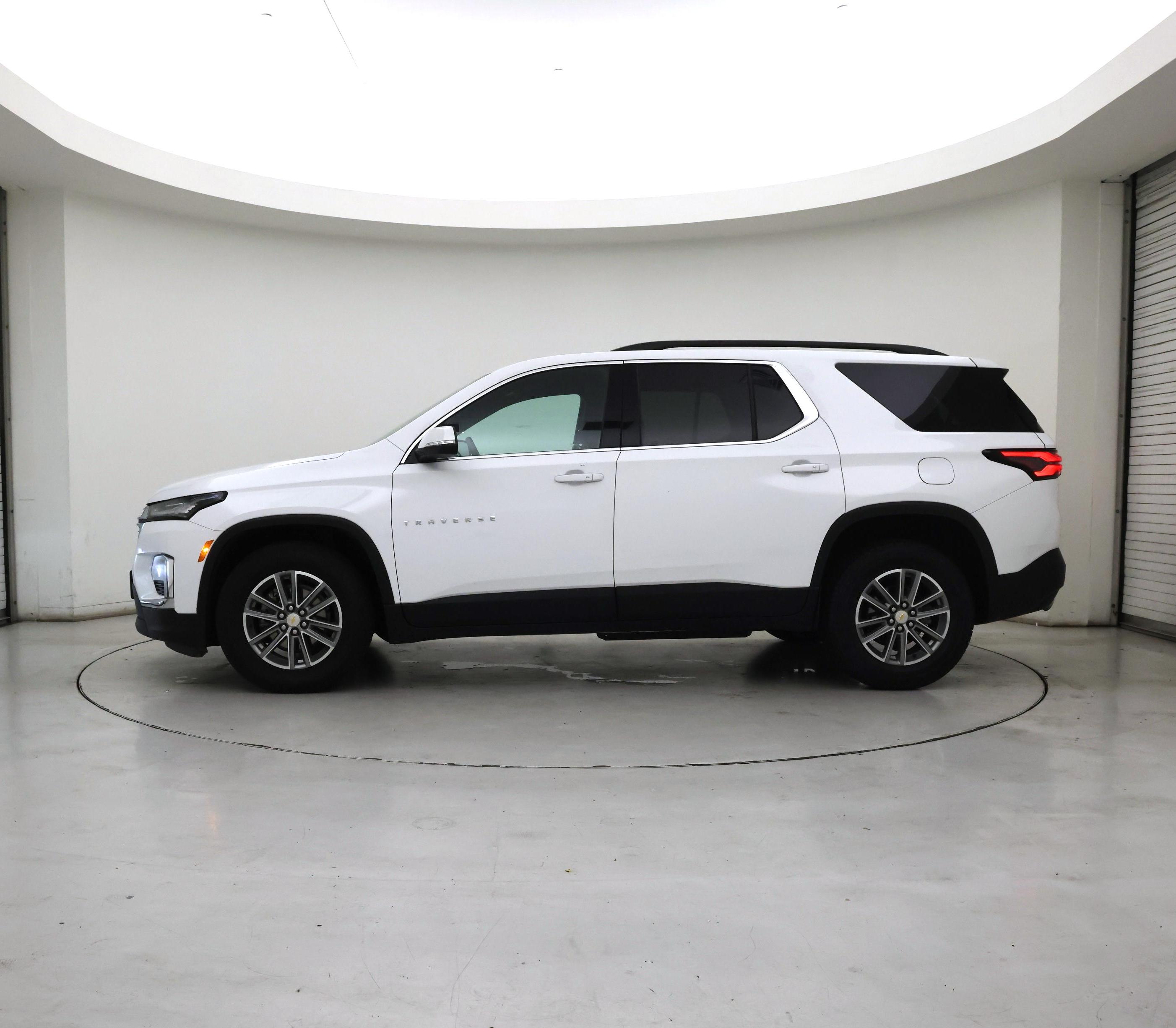 Thumbnail: 2023 Chevrolet Traverse - 3