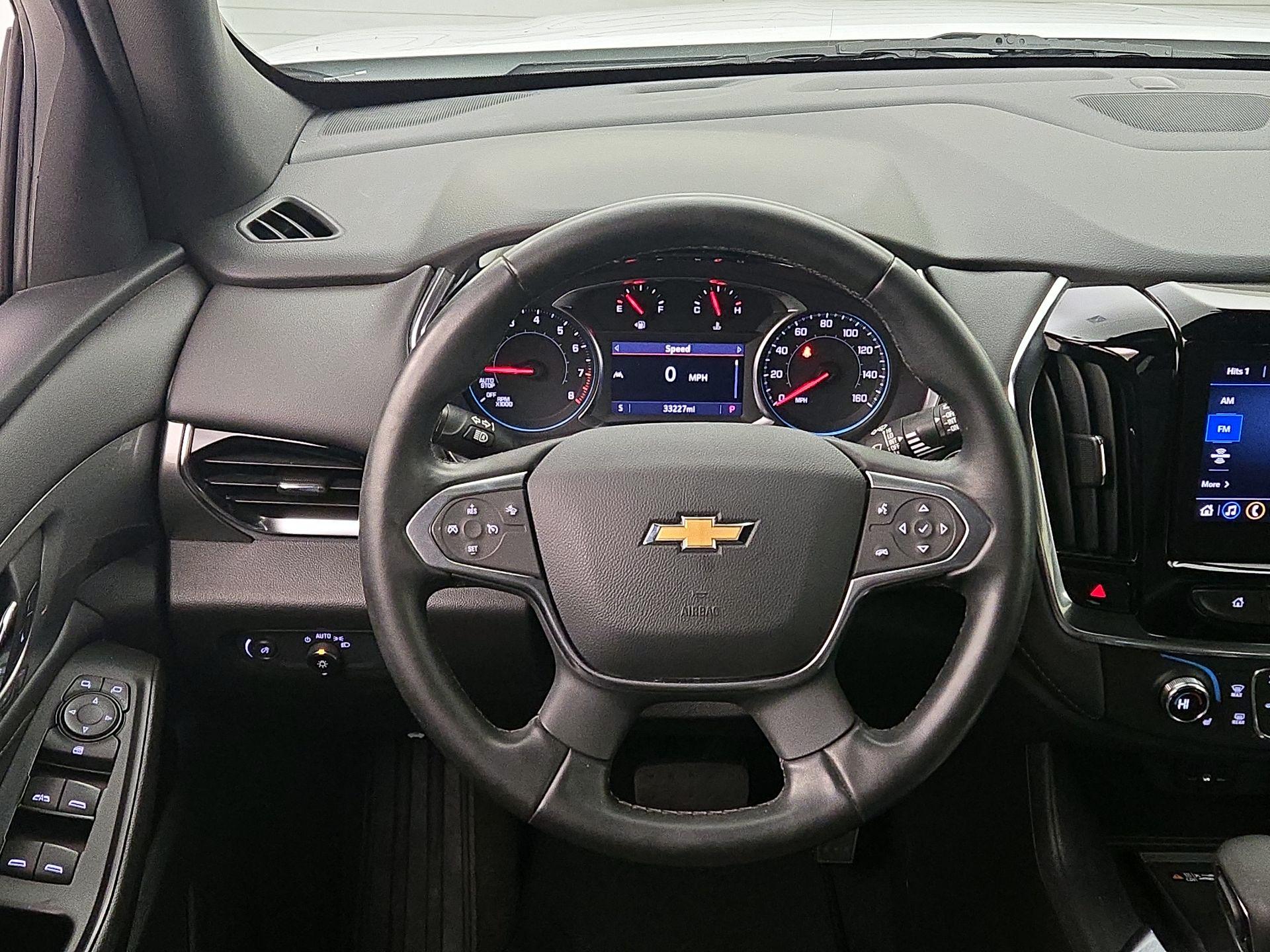 Thumbnail: 2023 Chevrolet Traverse - 10