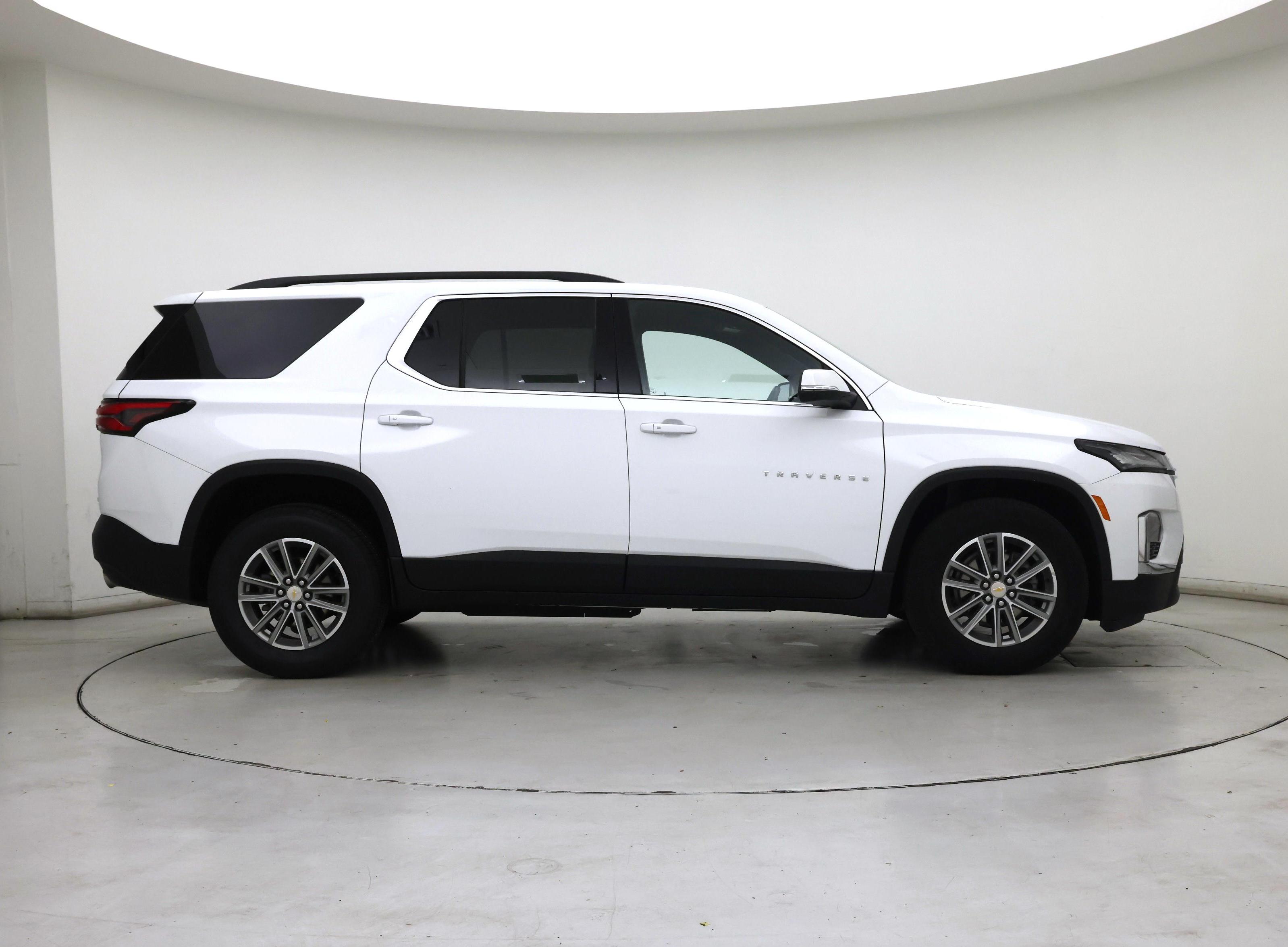 Thumbnail: 2023 Chevrolet Traverse - 7