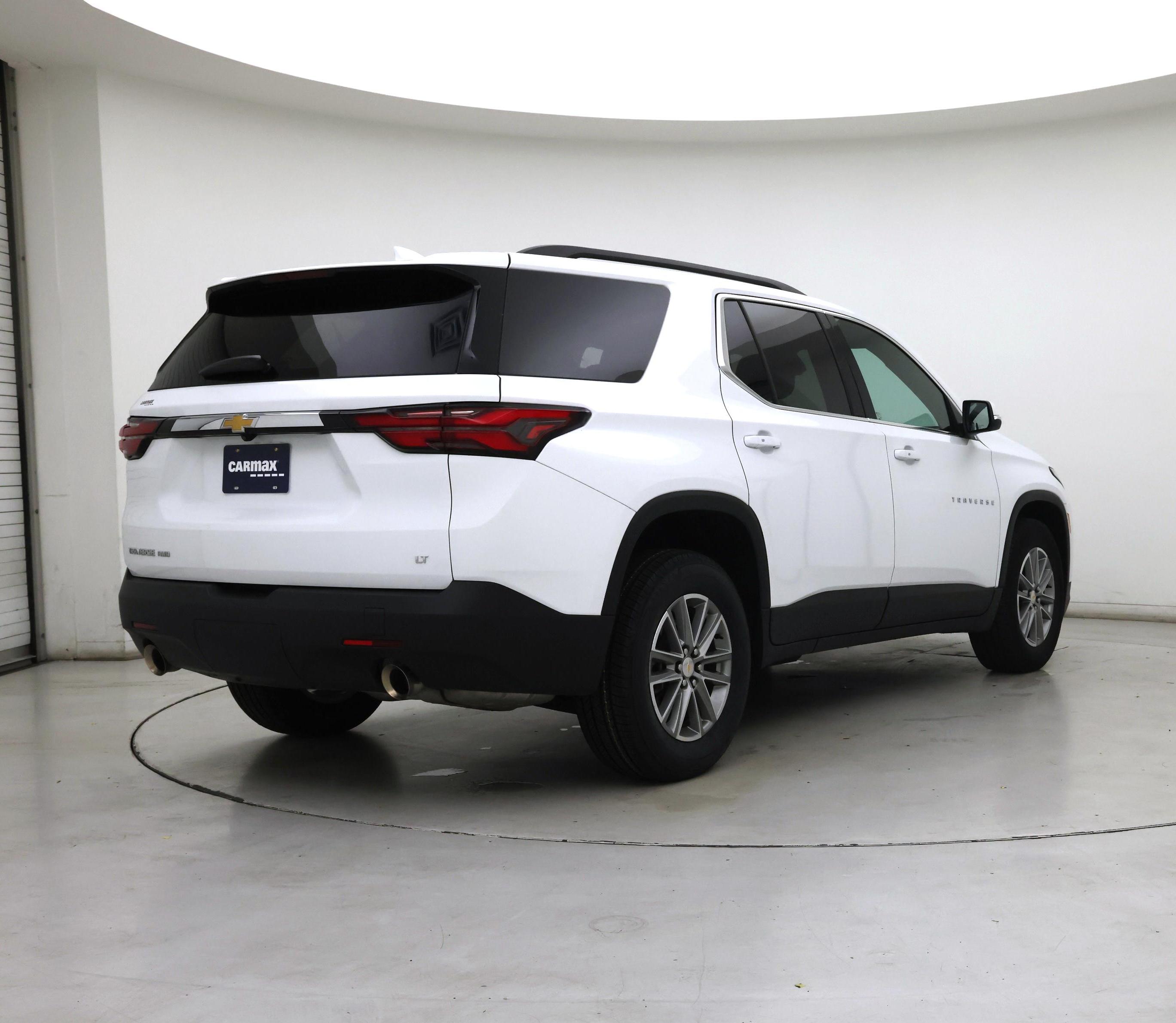 Thumbnail: 2023 Chevrolet Traverse - 8