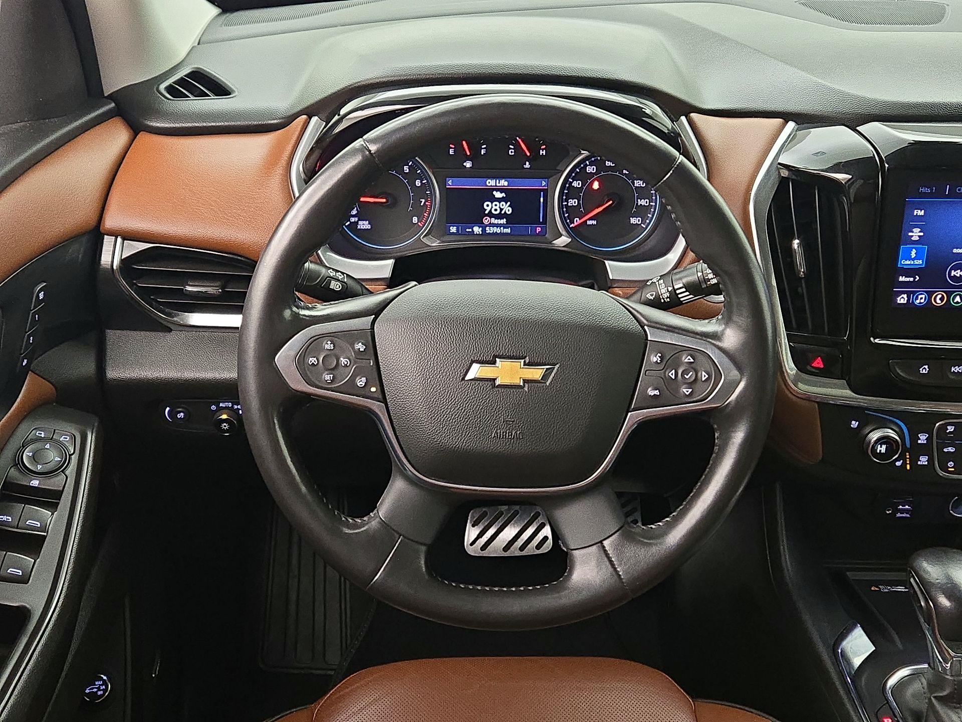 Thumbnail: 2021 Chevrolet Traverse - 10