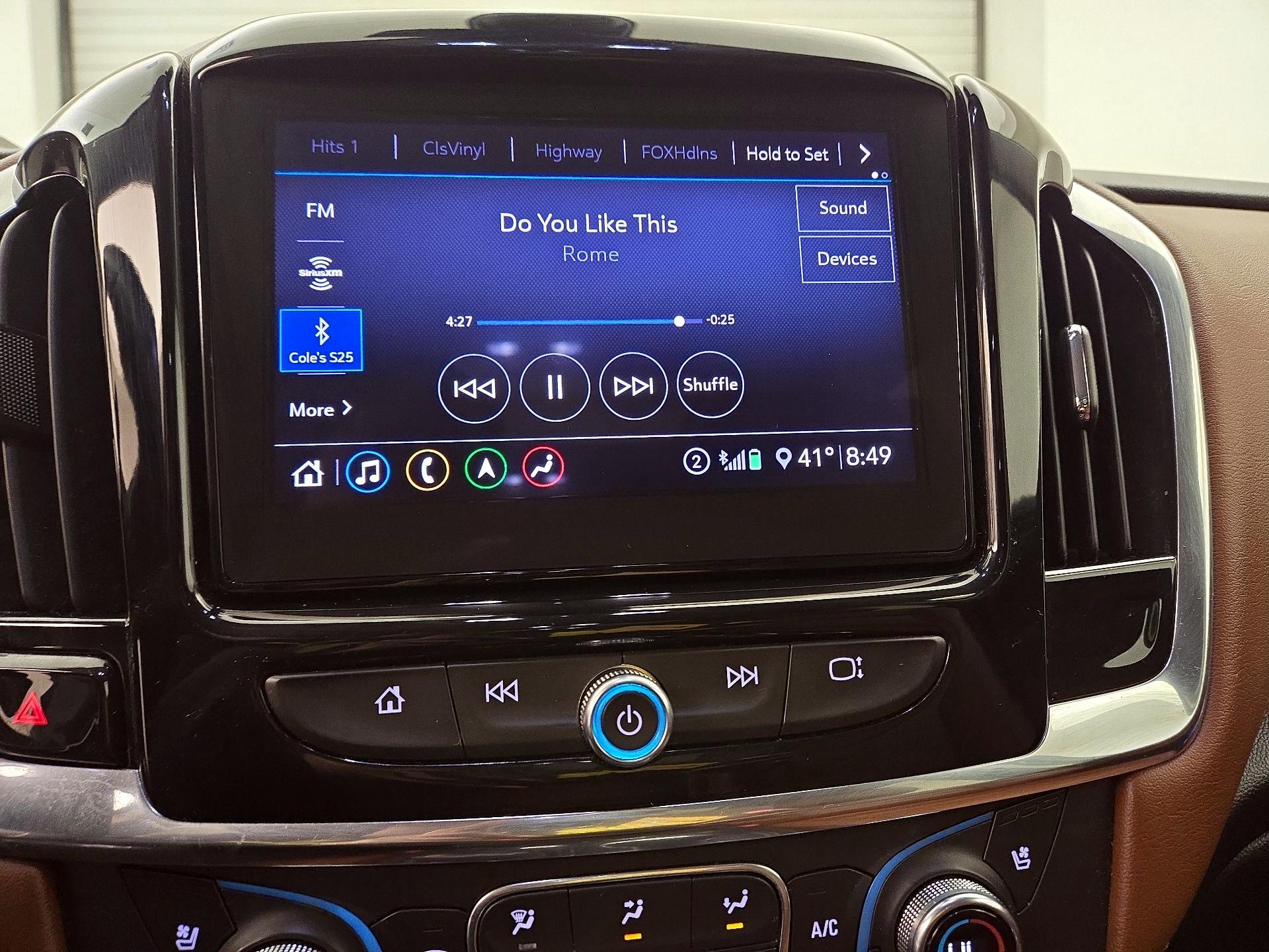 Thumbnail: 2021 Chevrolet Traverse - 15