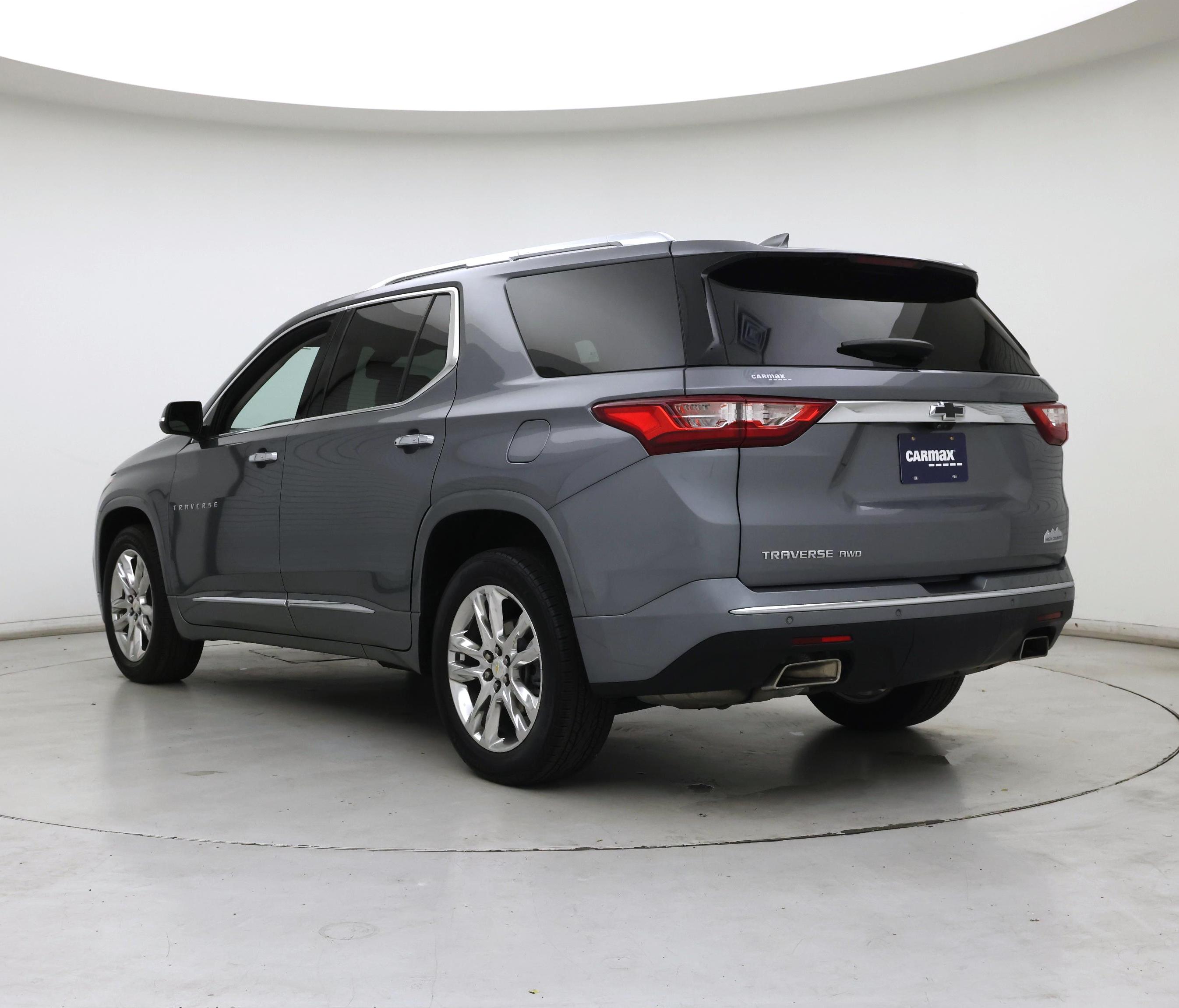 Thumbnail: 2021 Chevrolet Traverse - 2