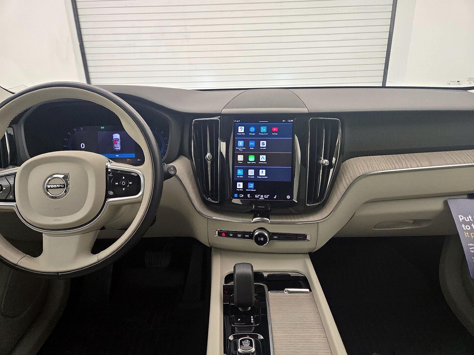 Thumbnail: 2023 Volvo XC60 - 9