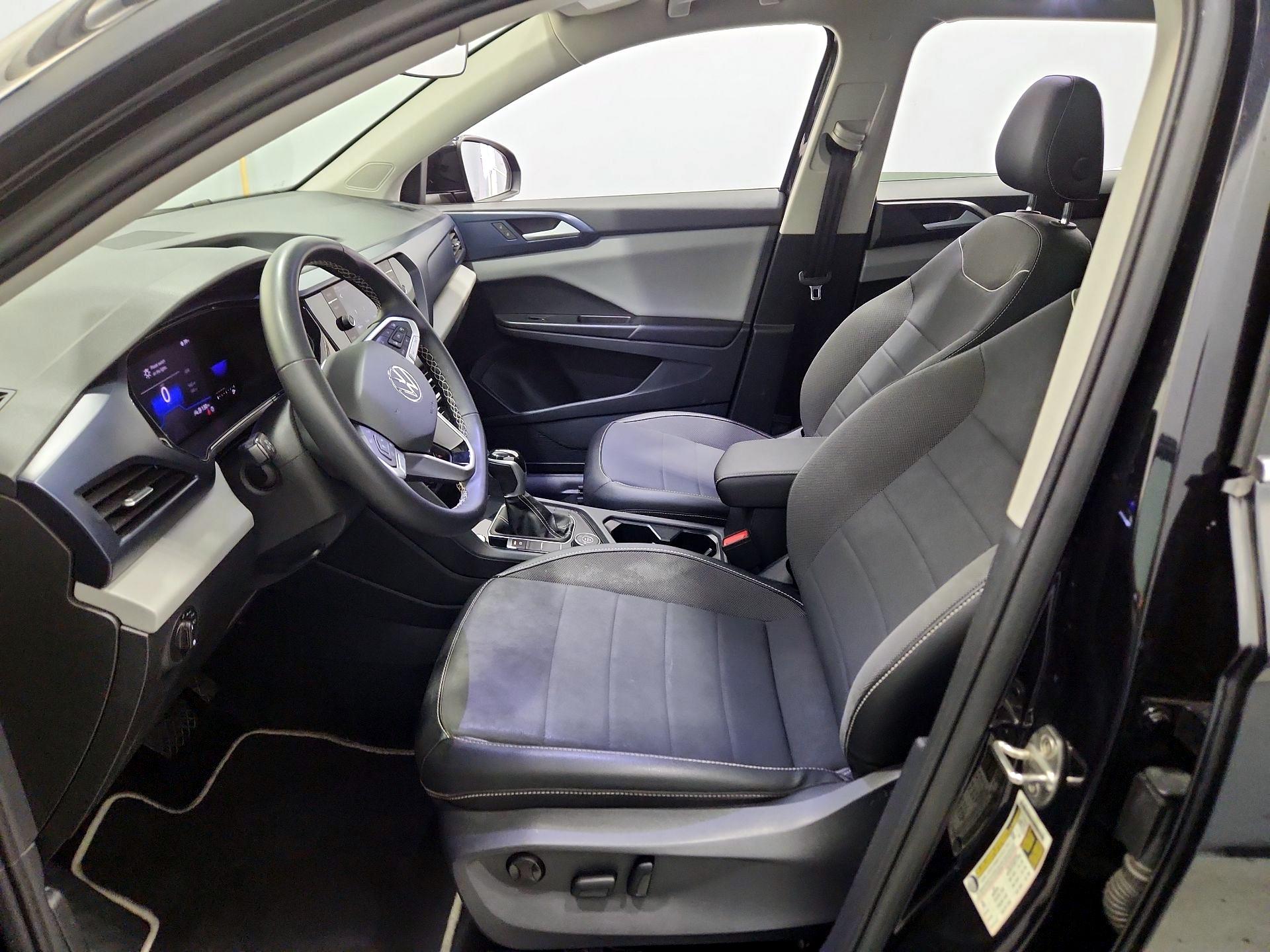 Thumbnail: 2023 Volkswagen Taos - 11