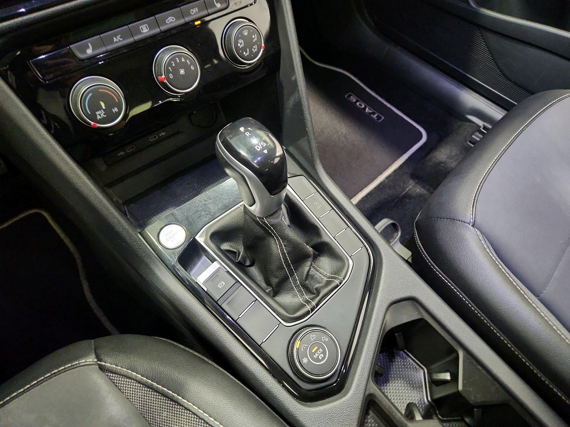 Thumbnail: 2023 Volkswagen Taos - 17