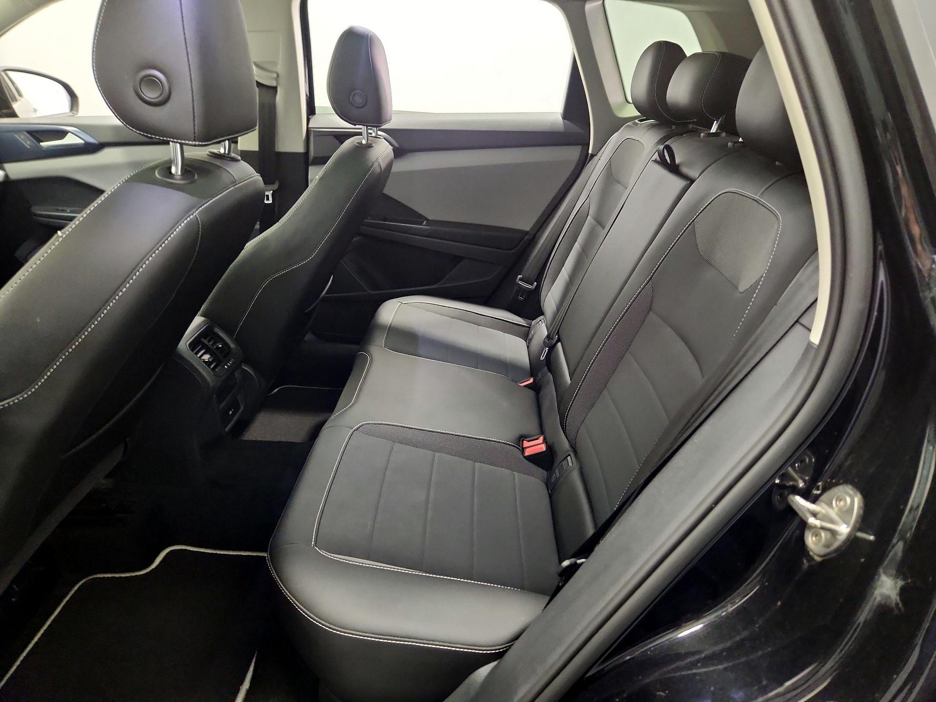 Thumbnail: 2023 Volkswagen Taos - 20