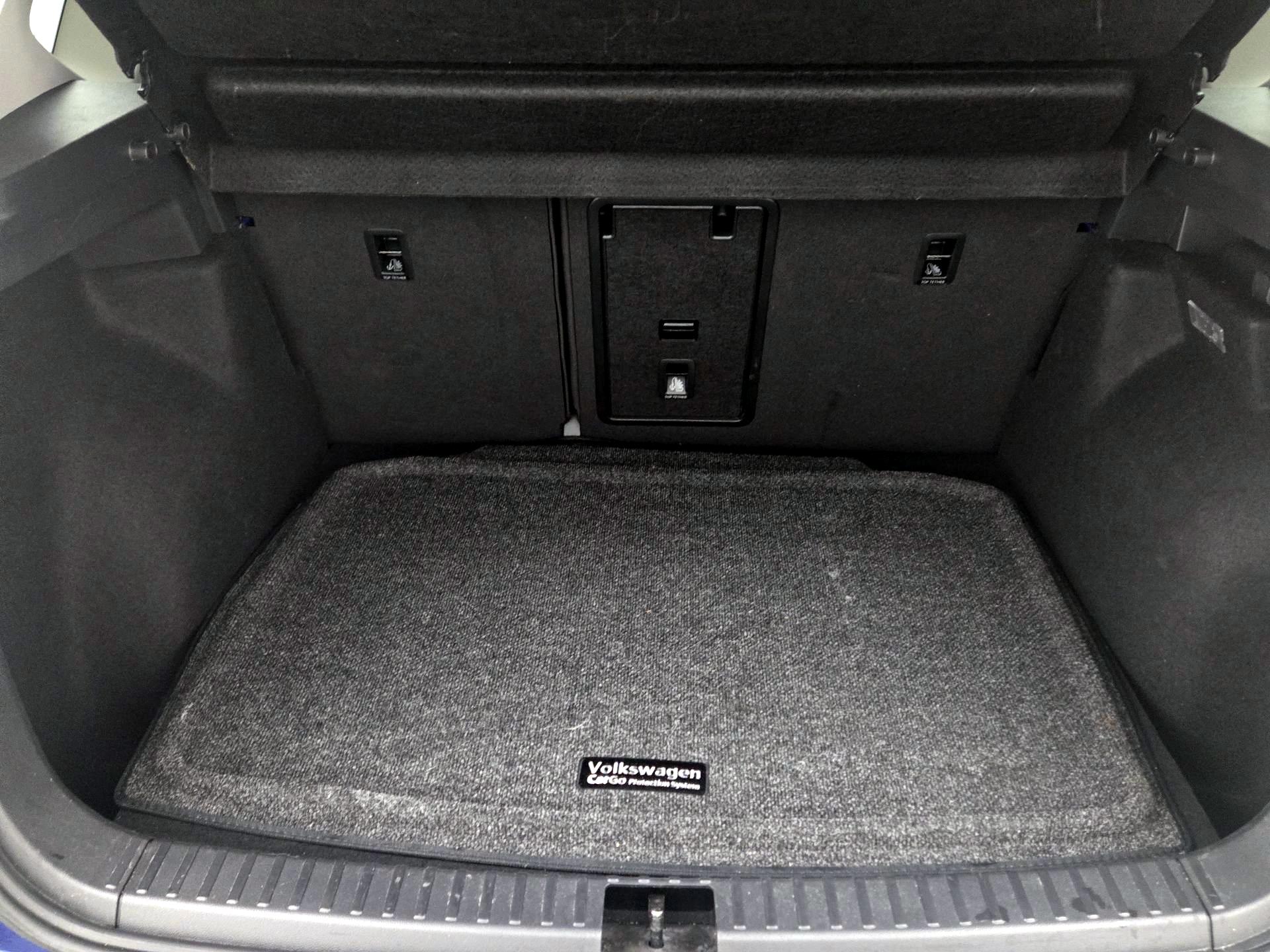 Thumbnail: 2022 Volkswagen Taos - 19