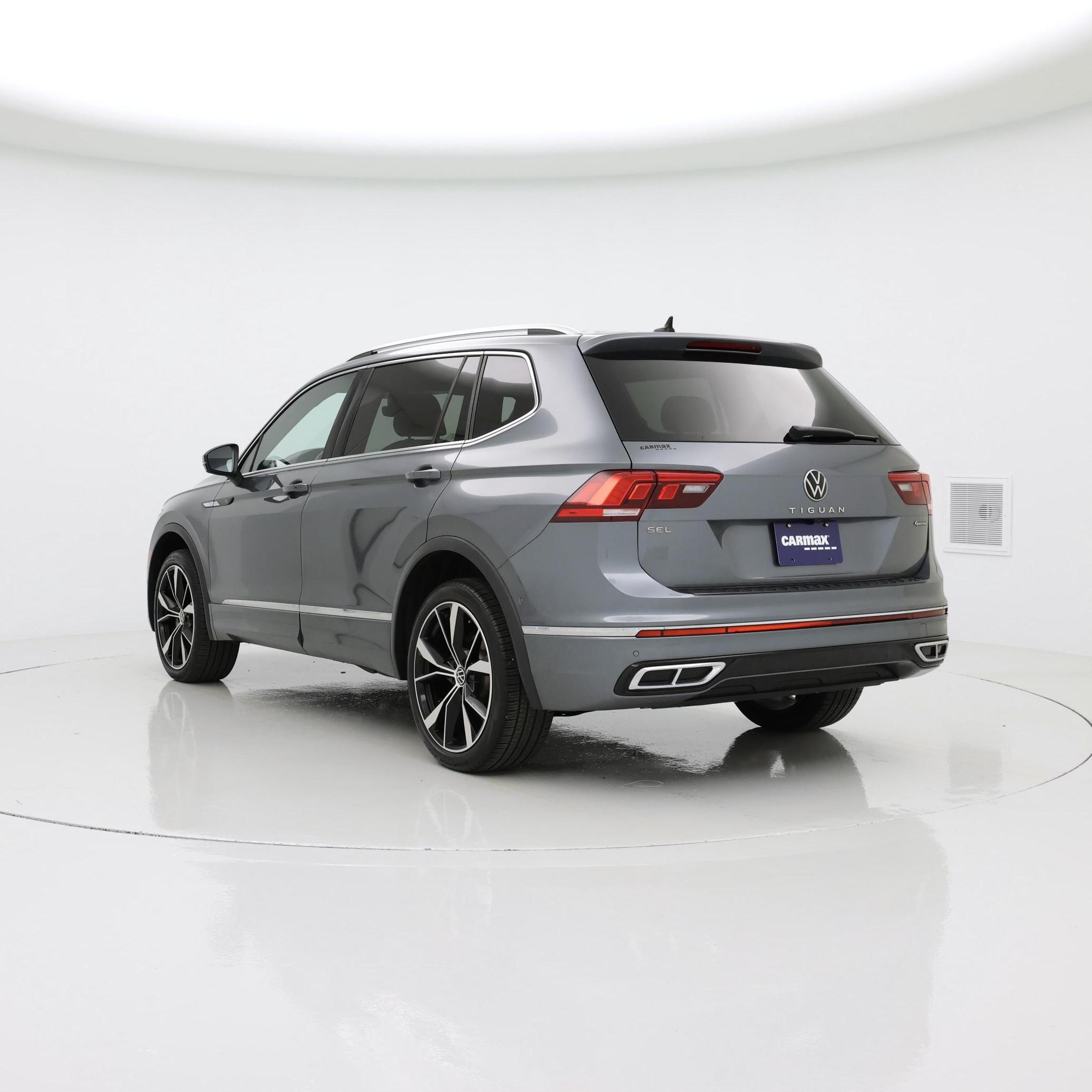 Thumbnail: 2022 Volkswagen Tiguan - 2