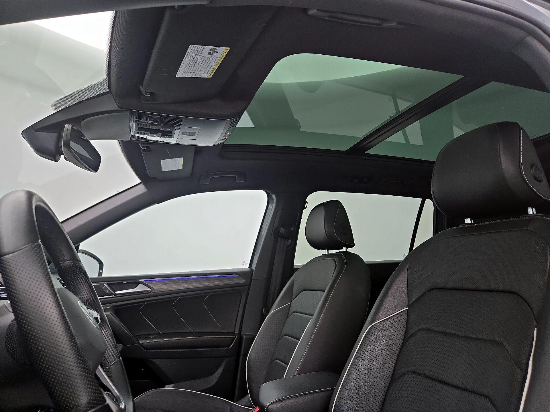 Thumbnail: 2022 Volkswagen Tiguan - 20