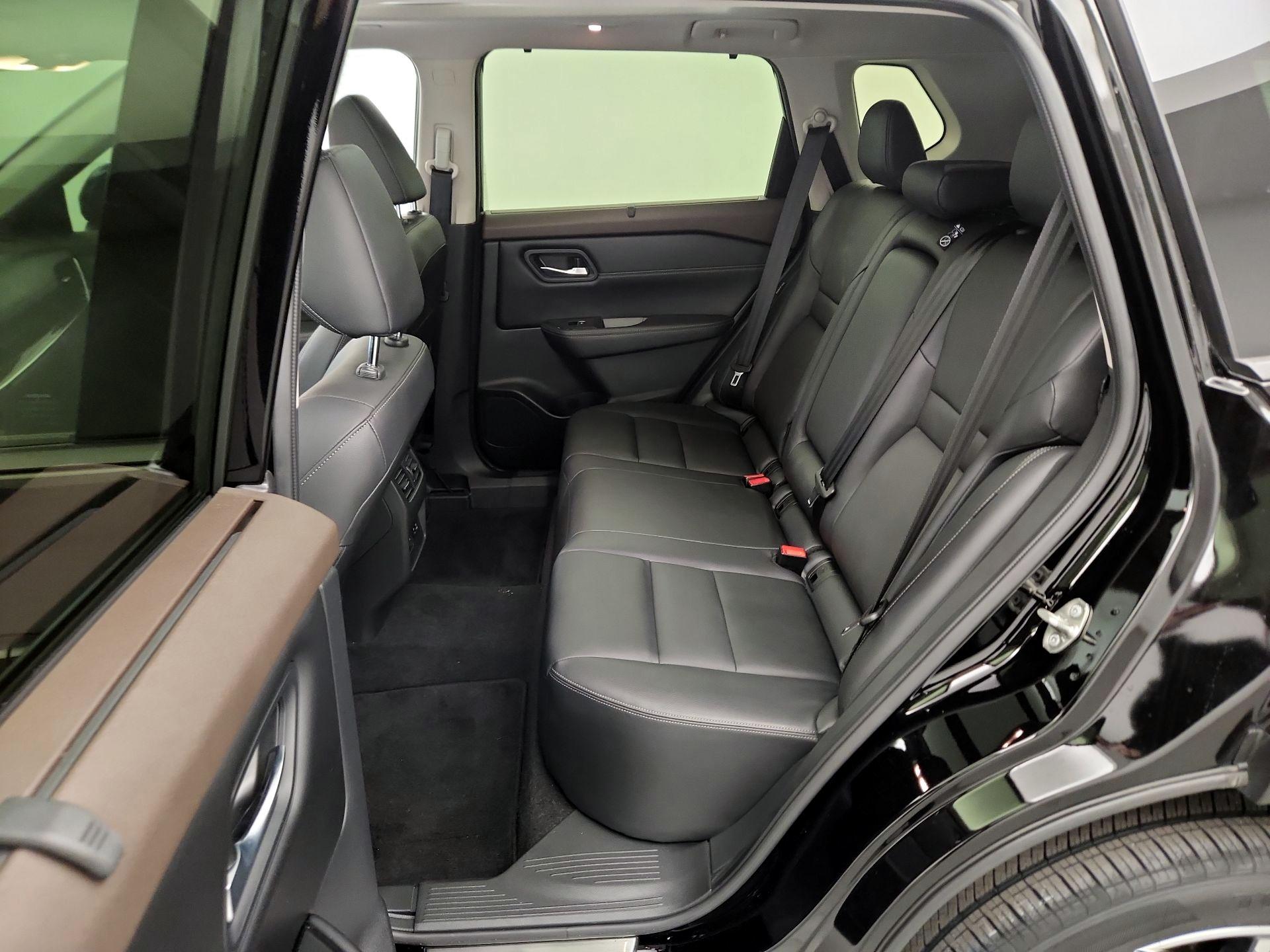 Thumbnail: 2023 Nissan Rogue - 19