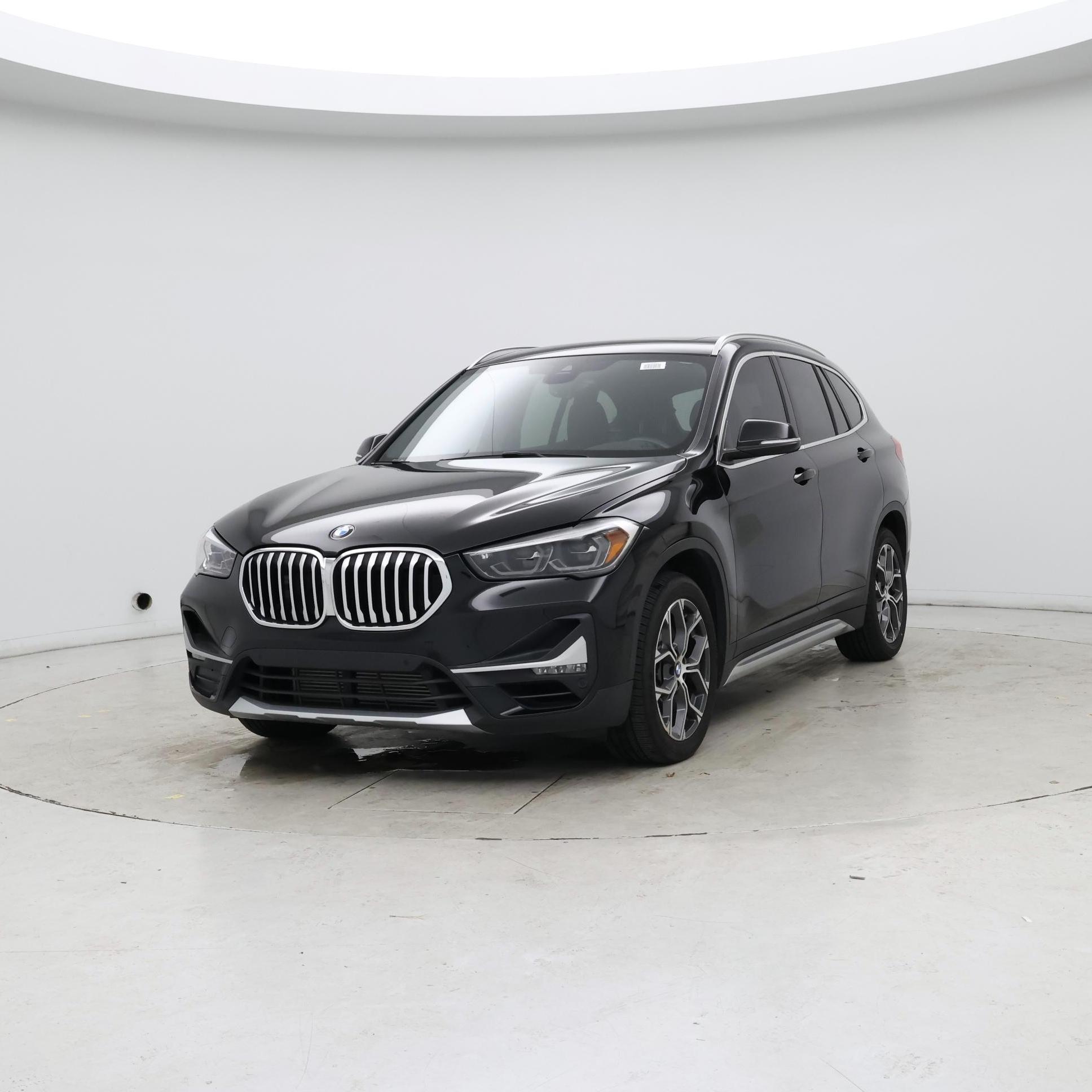Thumbnail: 2020 BMW X1 - 4