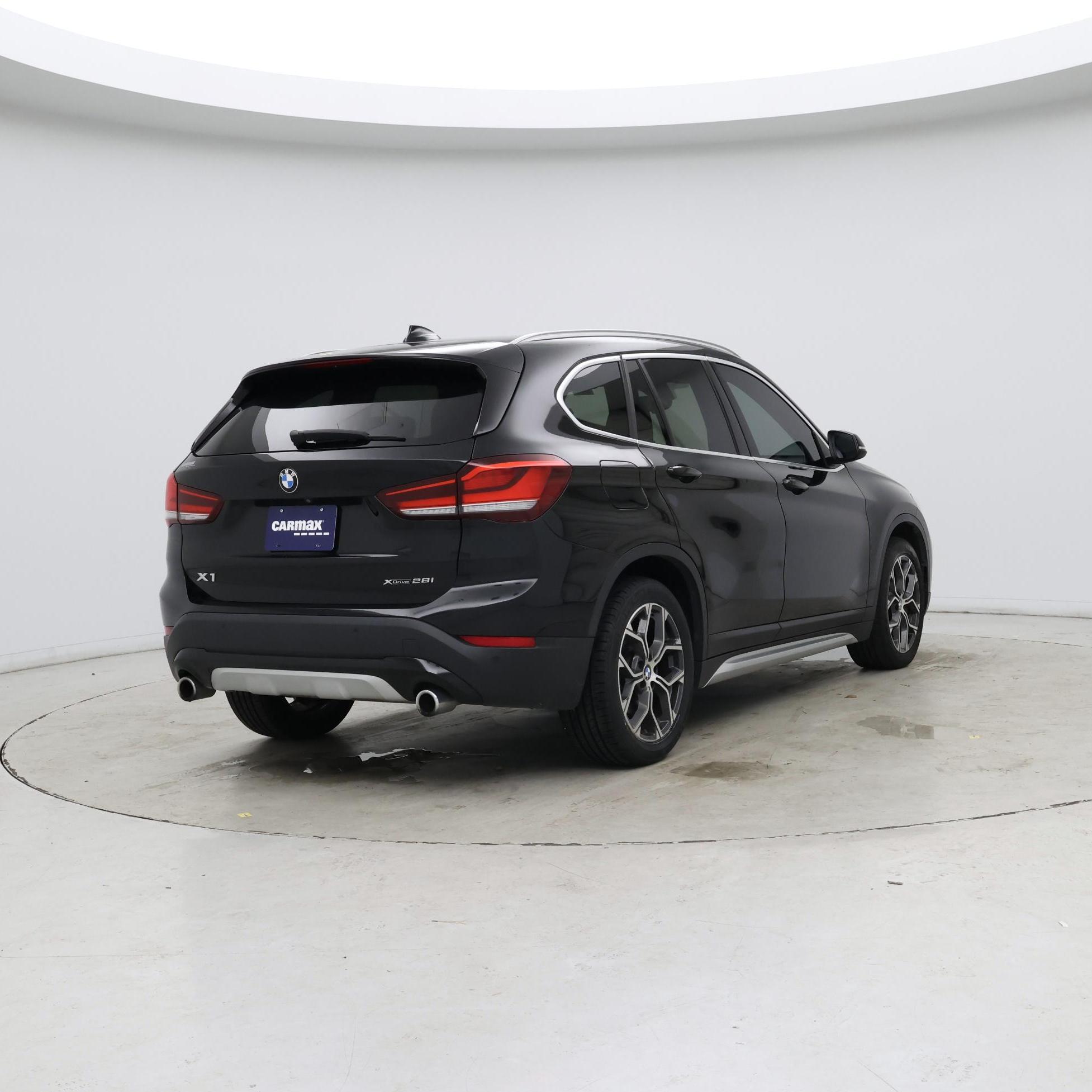 Thumbnail: 2020 BMW X1 - 8