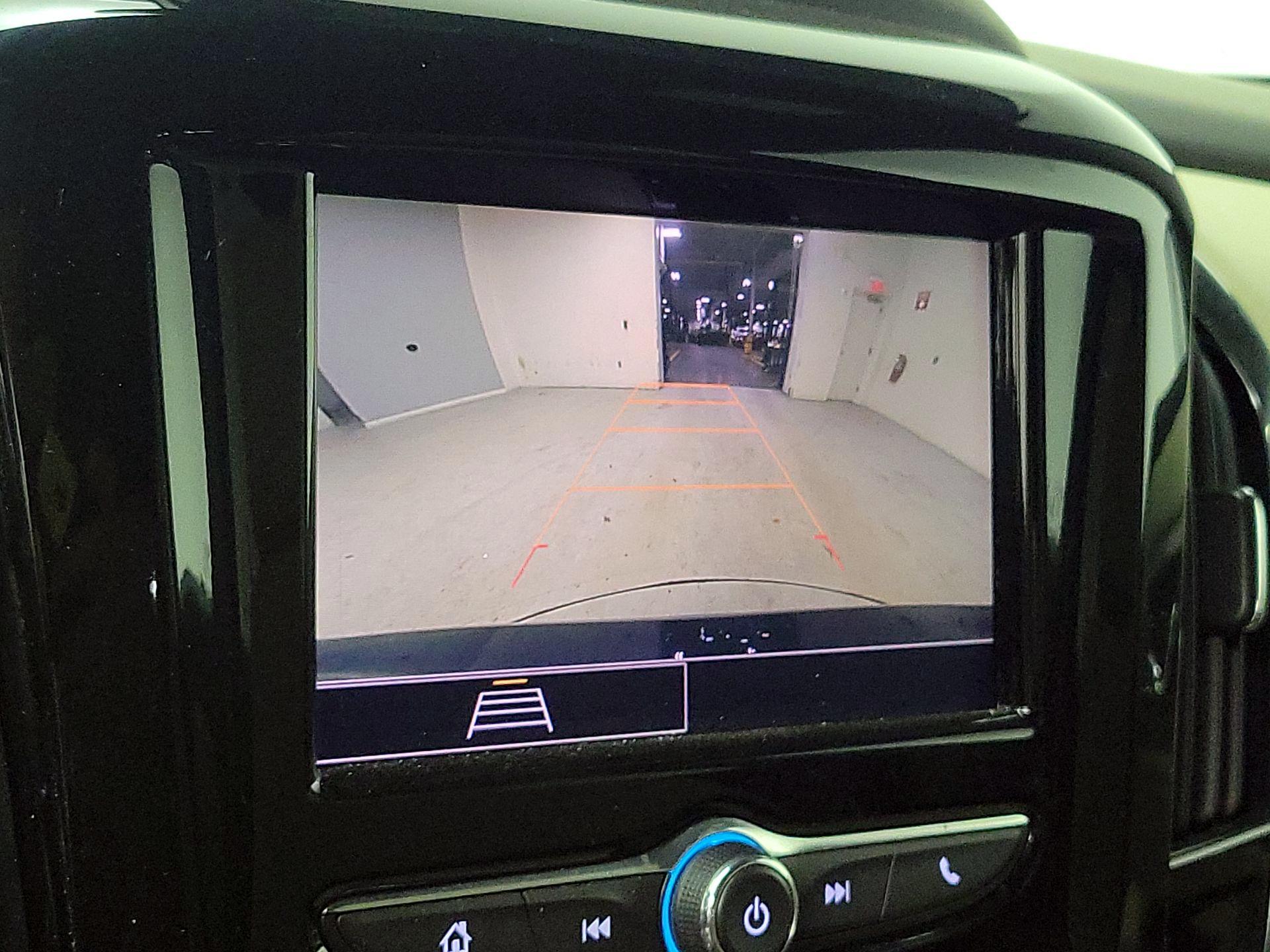 Thumbnail: 2023 Chevrolet Traverse - 14