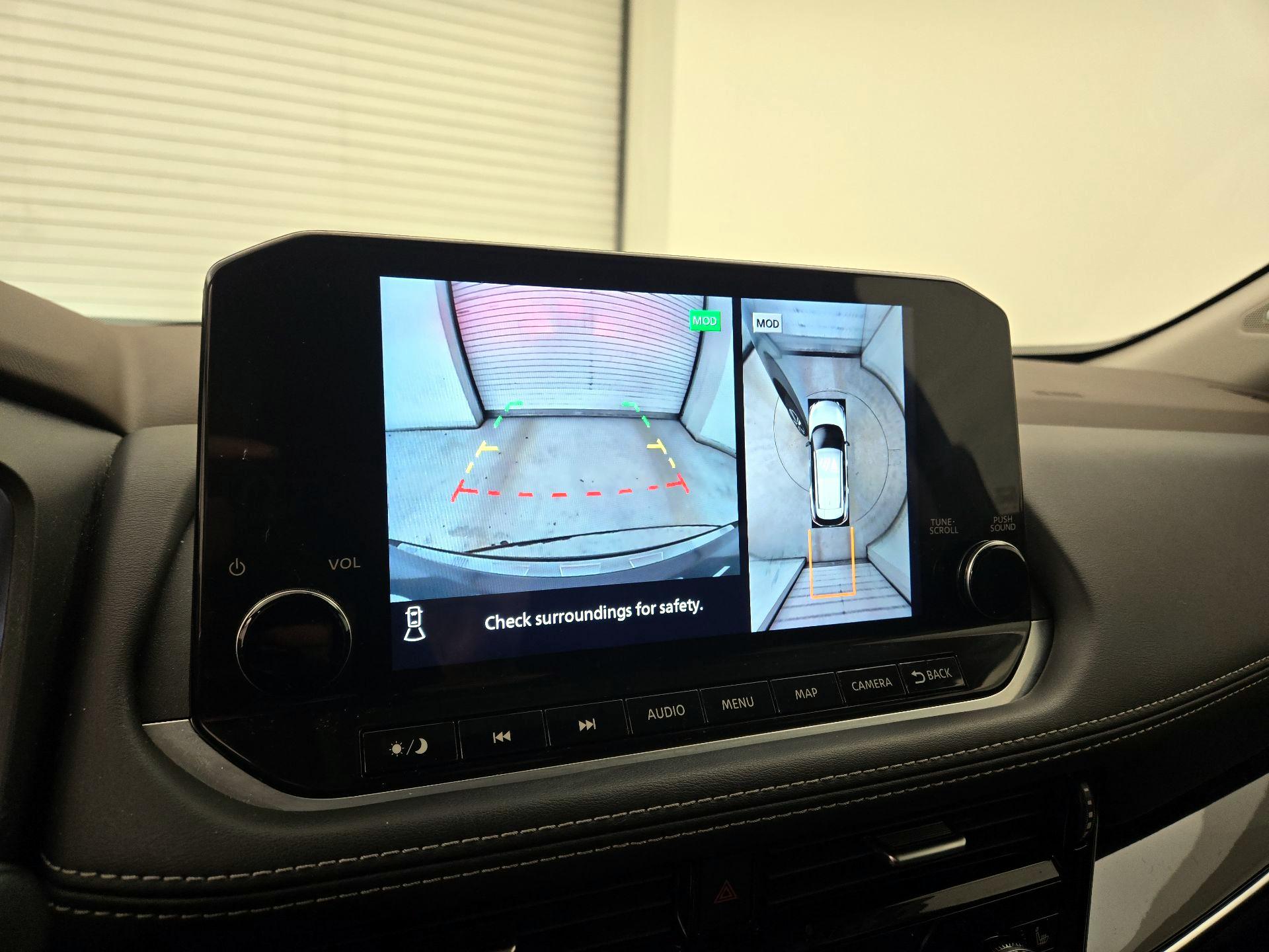 Thumbnail: 2023 Nissan Rogue - 14