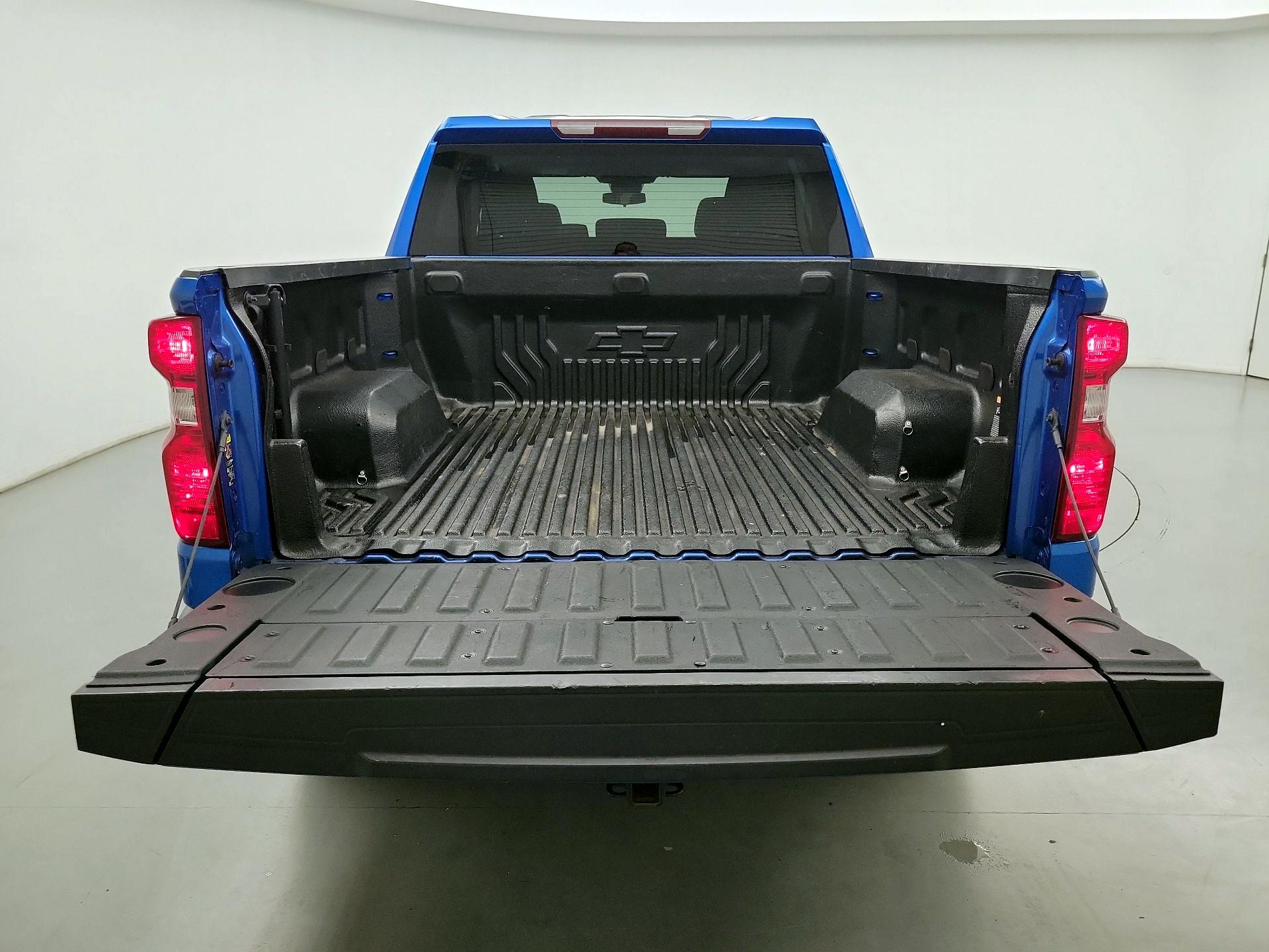 Thumbnail: 2022 Chevrolet Silverado 1500 - 18