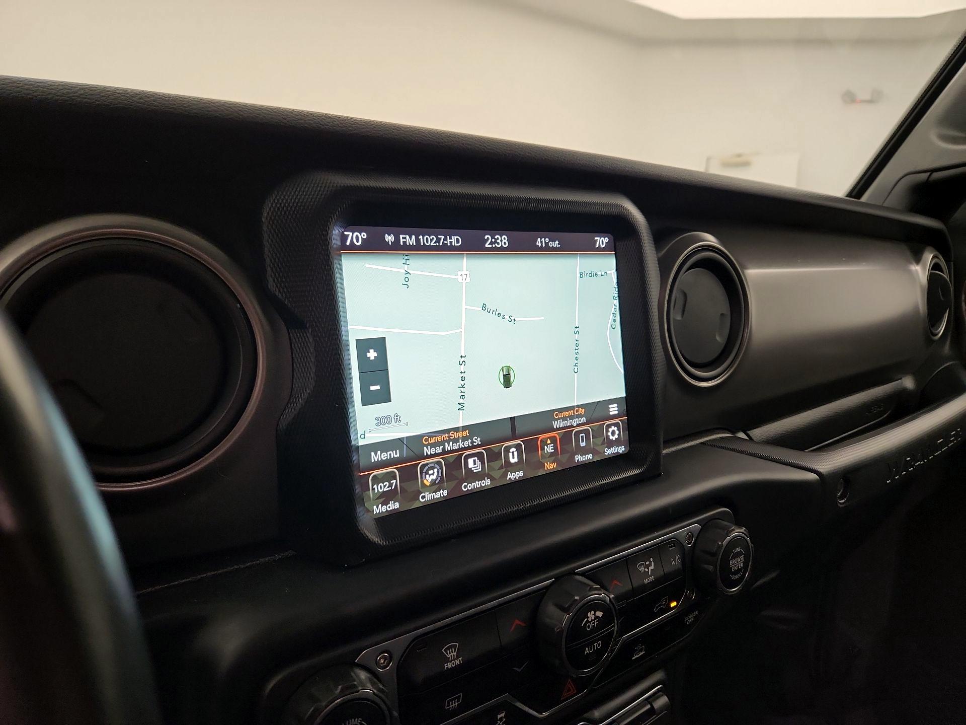 Thumbnail: 2022 Jeep Wrangler - 12