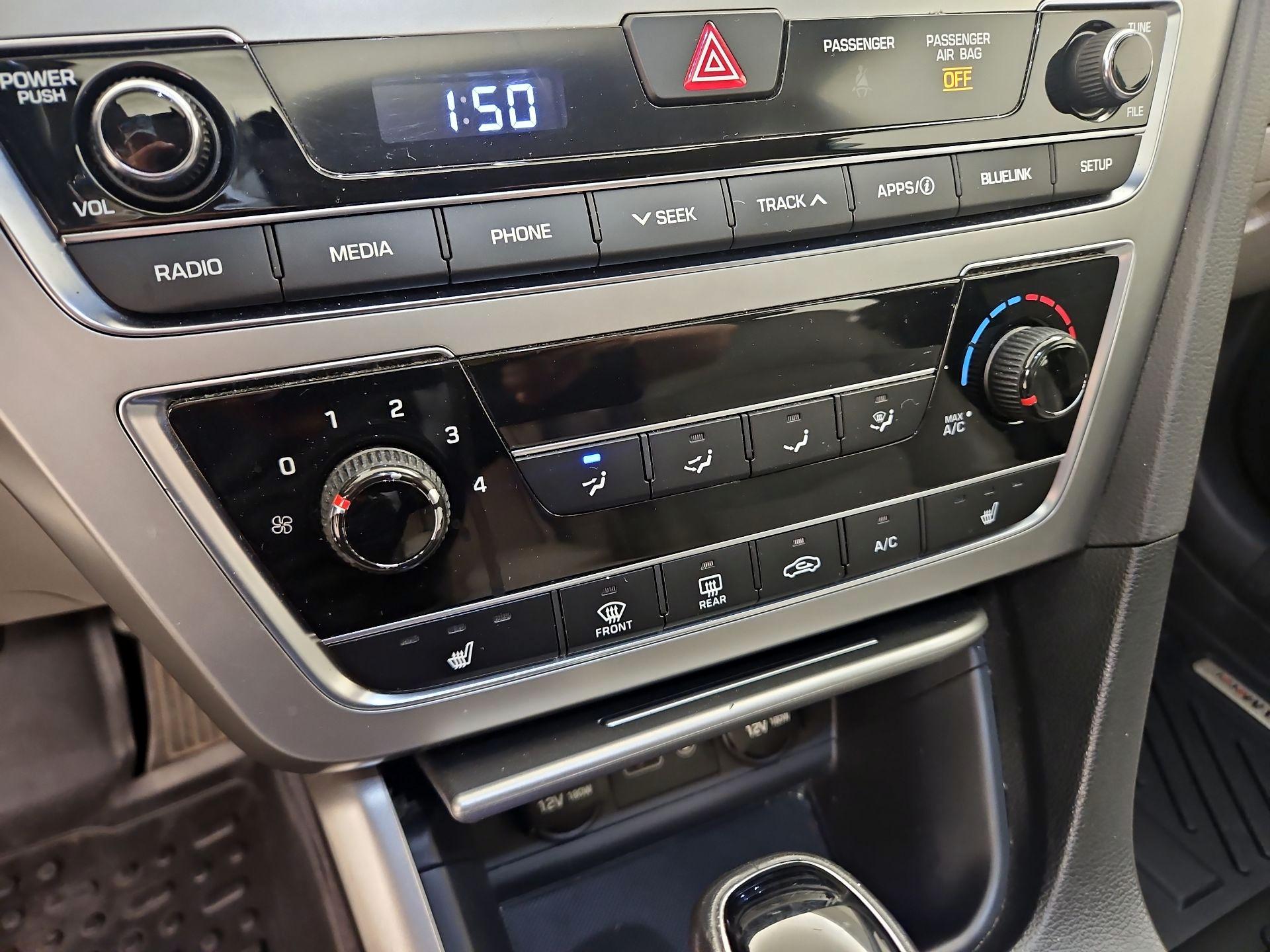 Thumbnail: 2017 Hyundai Sonata - 16