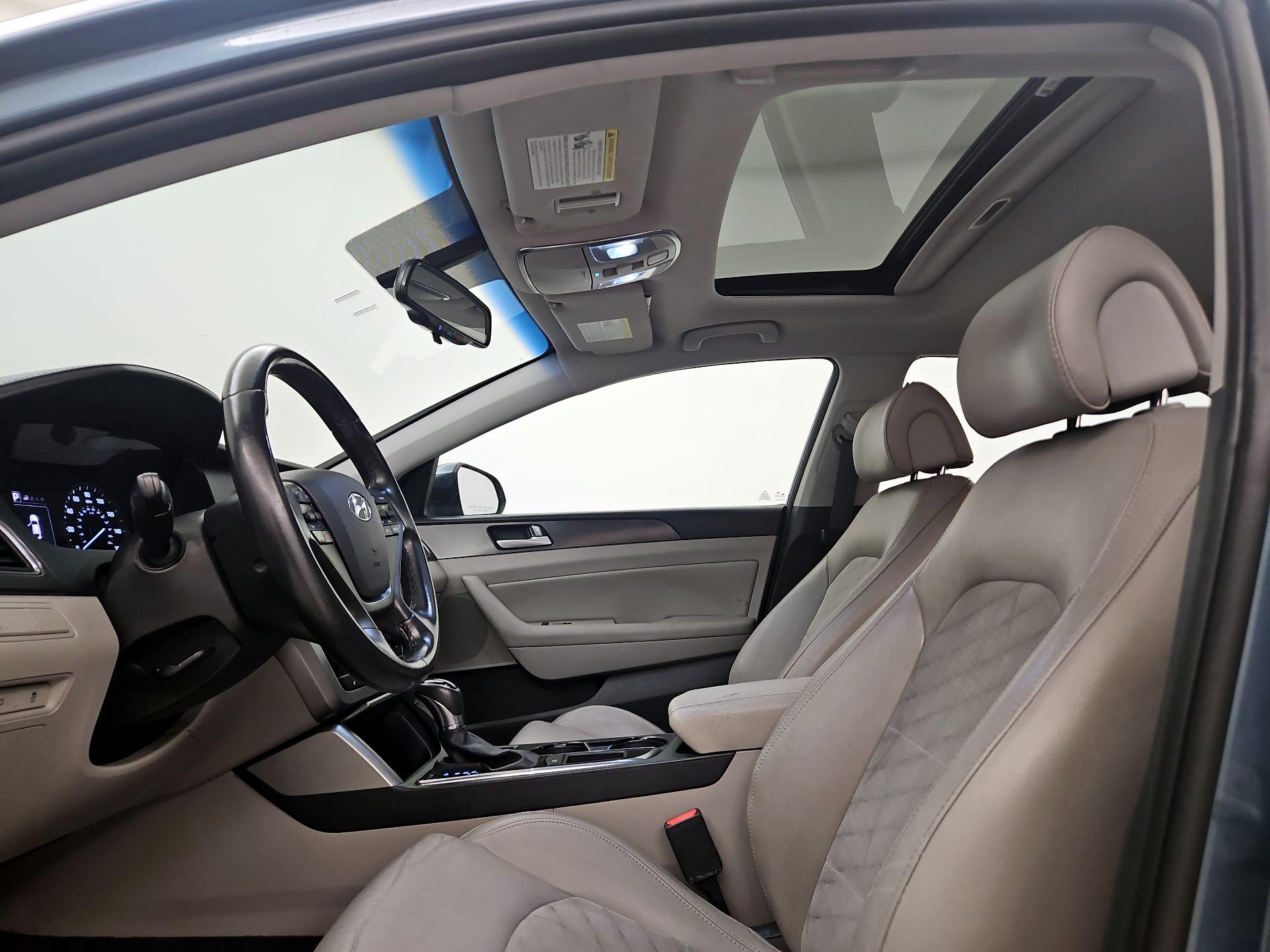 Thumbnail: 2017 Hyundai Sonata - 19