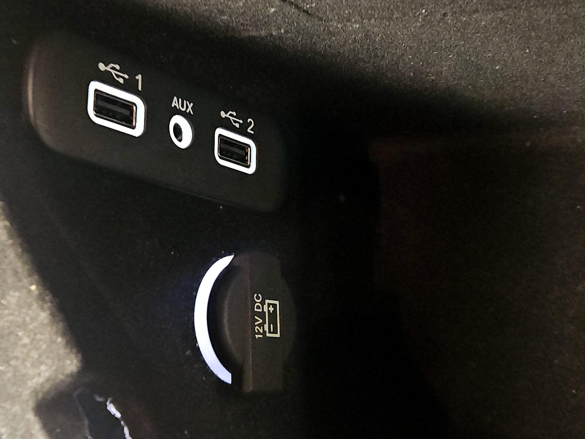 Thumbnail: 2020 Dodge Challenger - 18