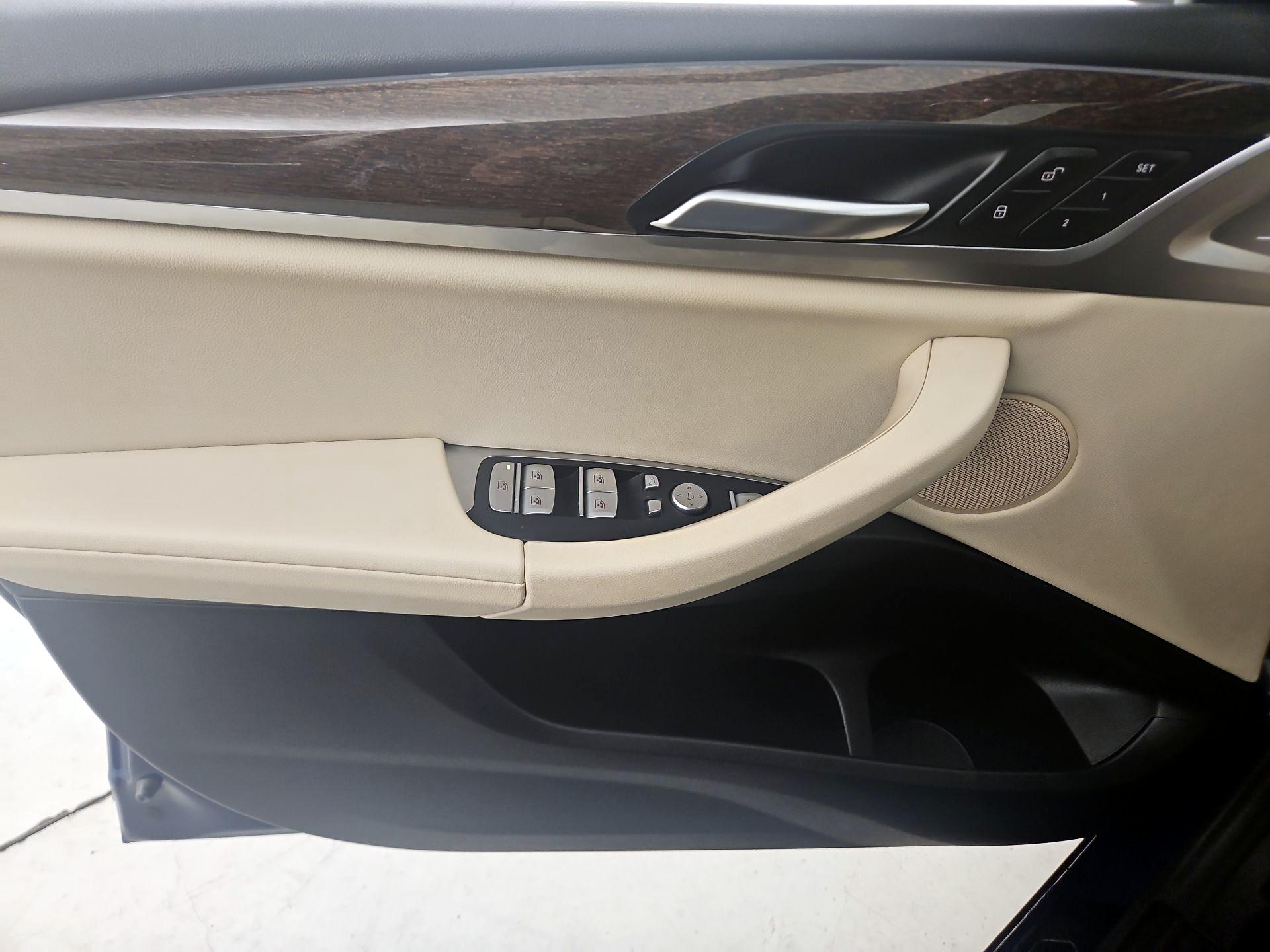 Thumbnail: 2022 BMW X3 - 12