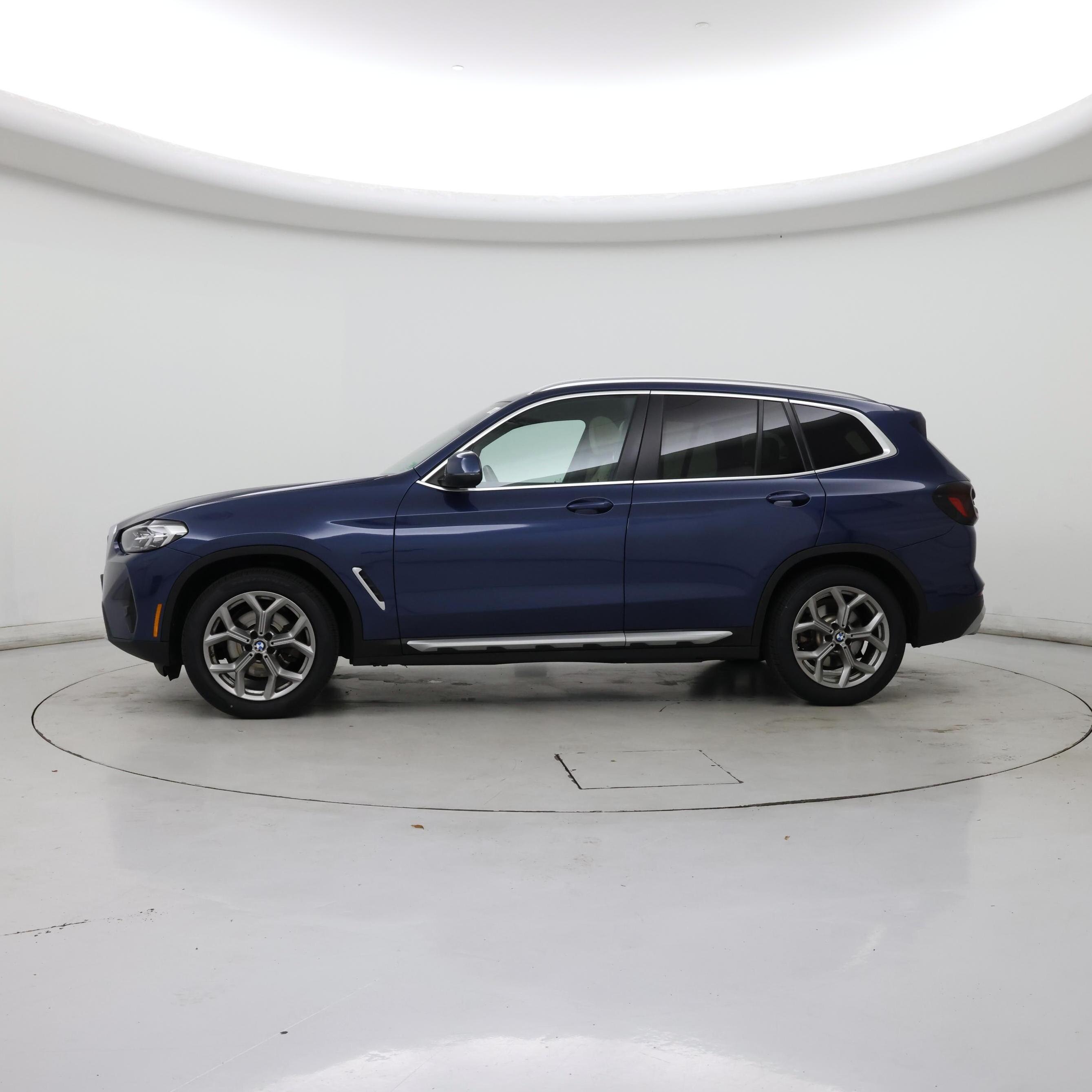 Thumbnail: 2022 BMW X3 - 3