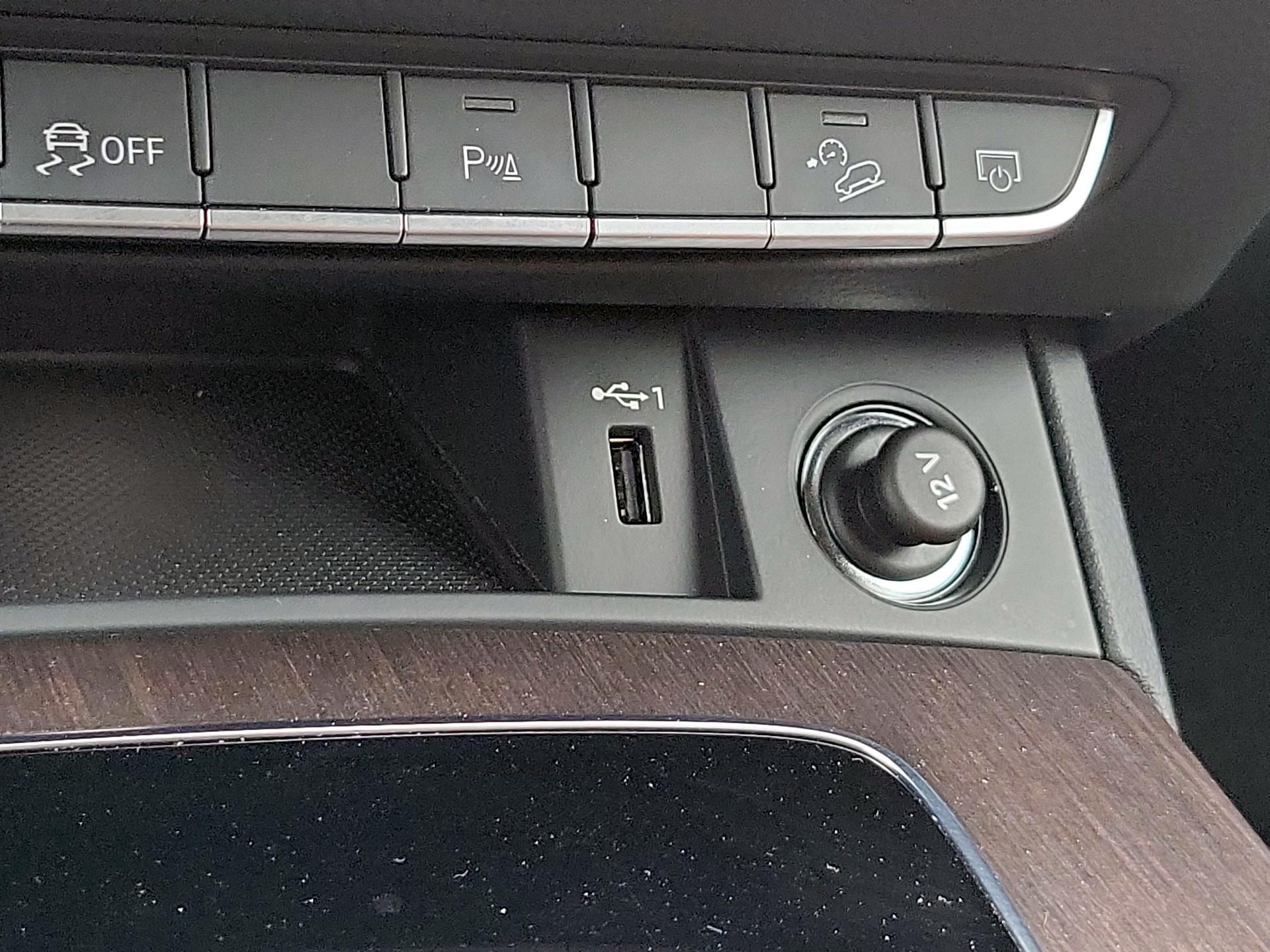 Thumbnail: 2022 Audi Q5 - 18