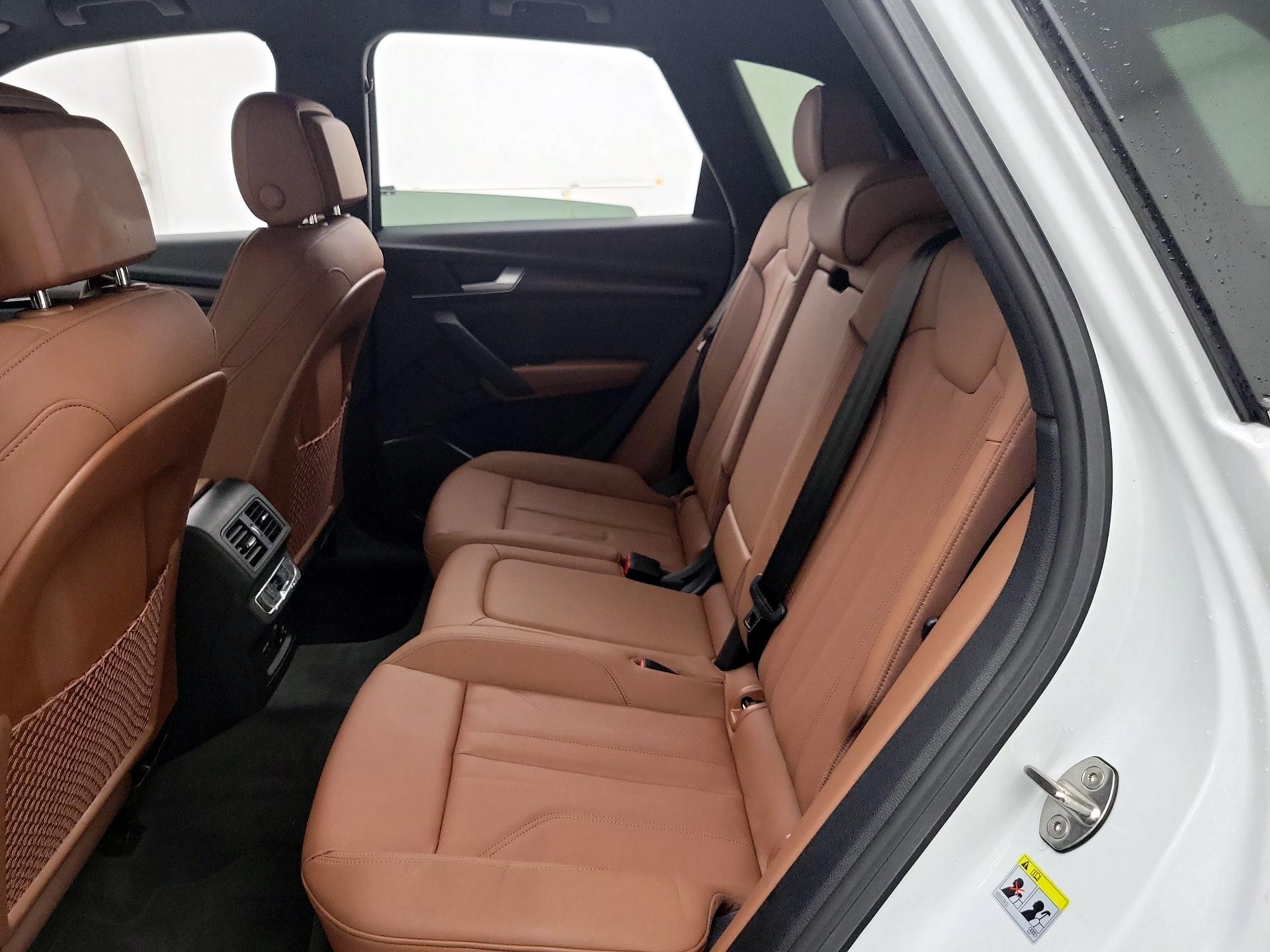 Thumbnail: 2022 Audi Q5 - 19