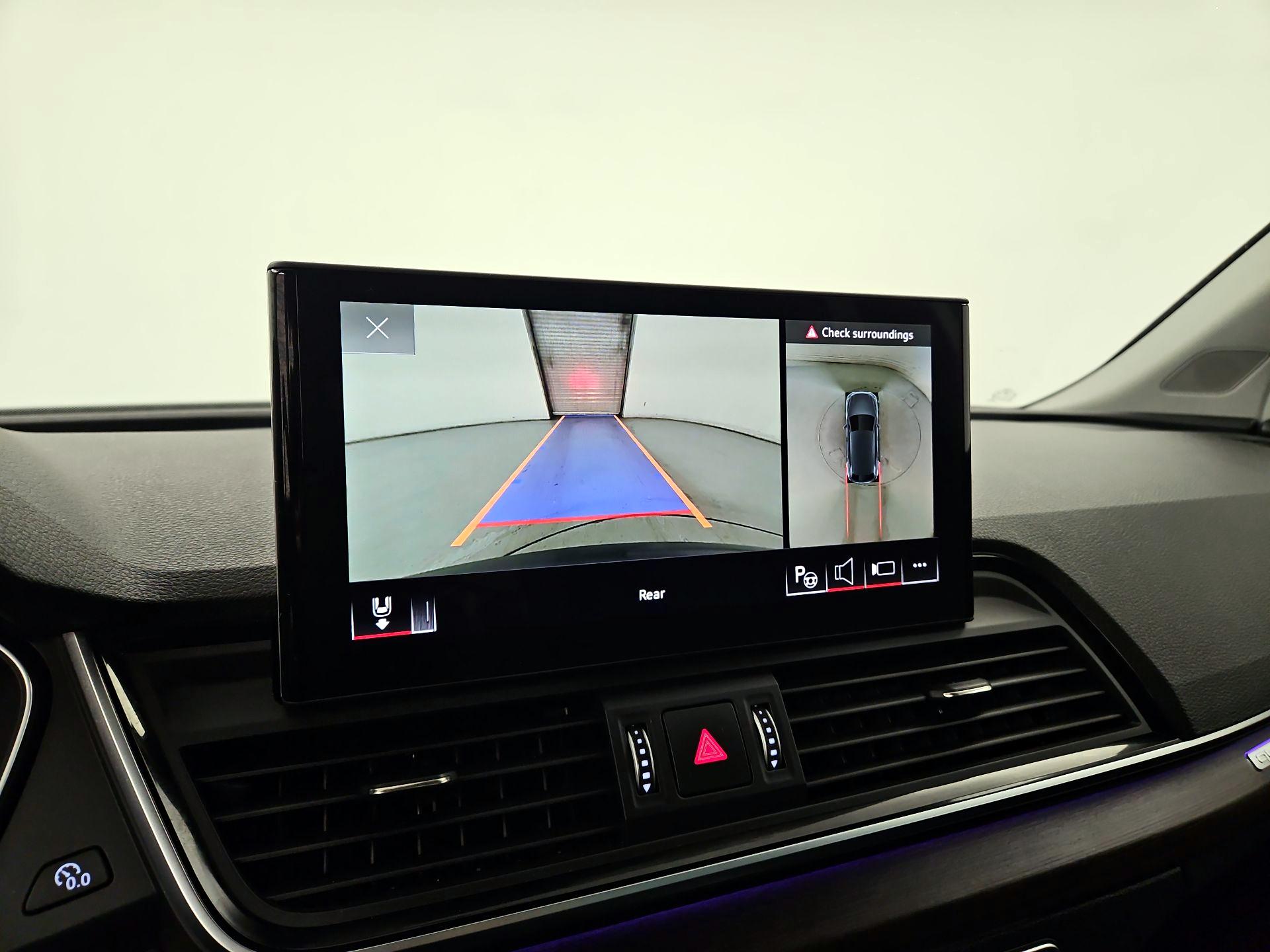 Thumbnail: 2022 Audi Q5 - 15